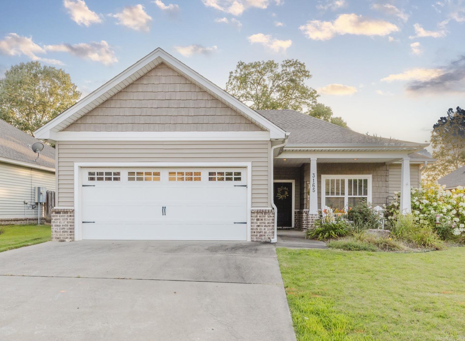 HALEY COURT - Residential