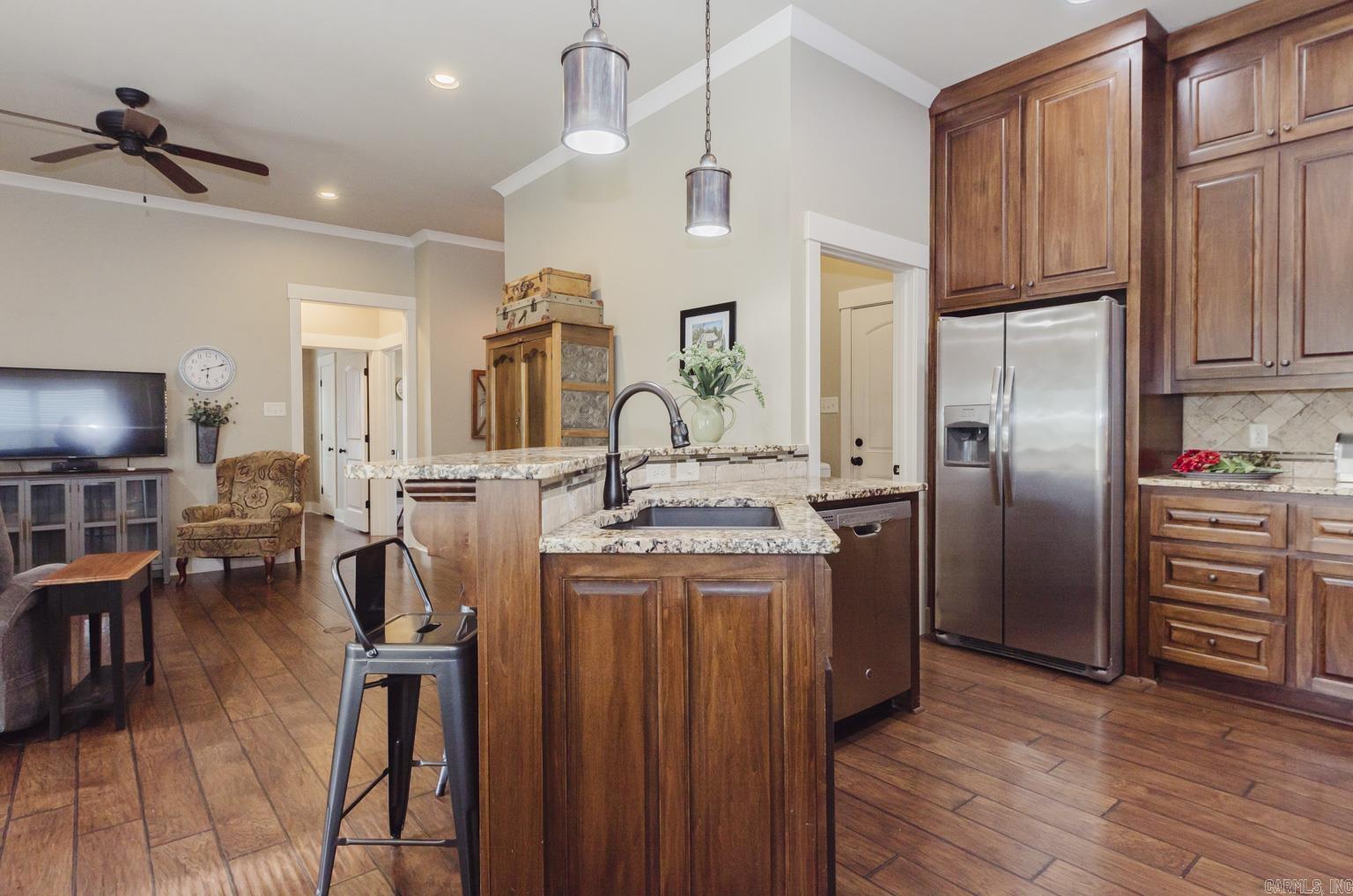 HALEY COURT - Residential