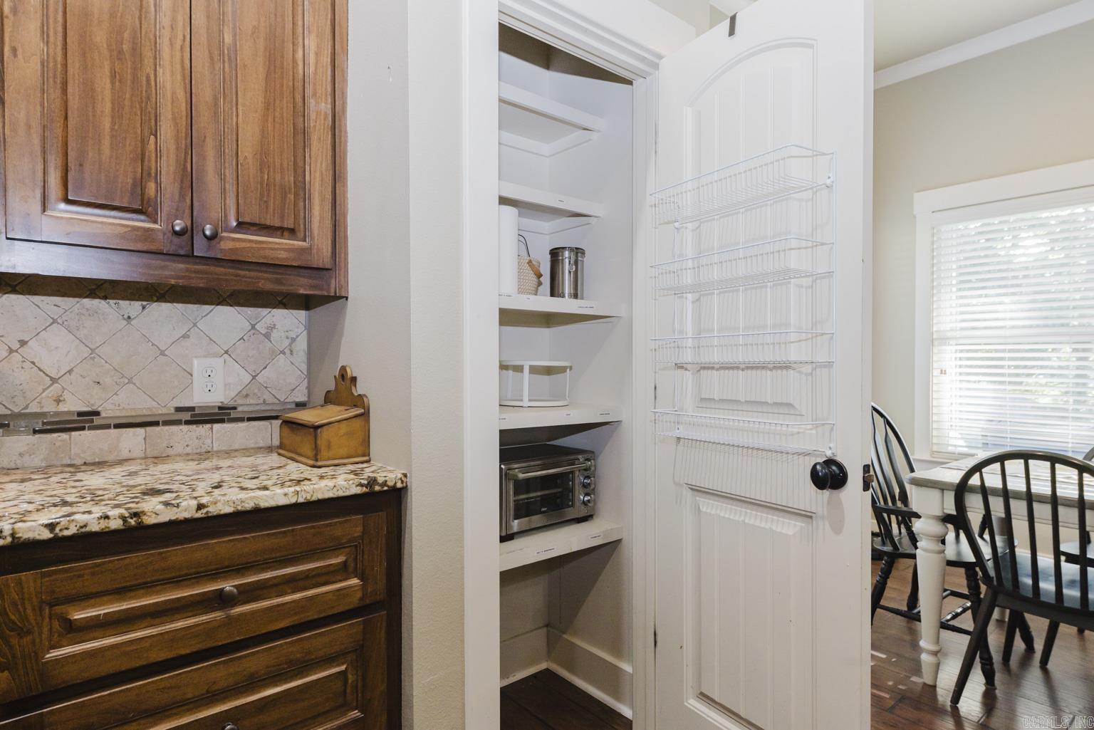 HALEY COURT - Residential