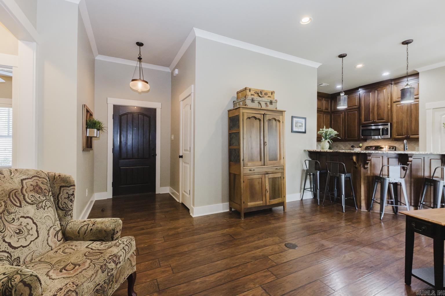 HALEY COURT - Residential