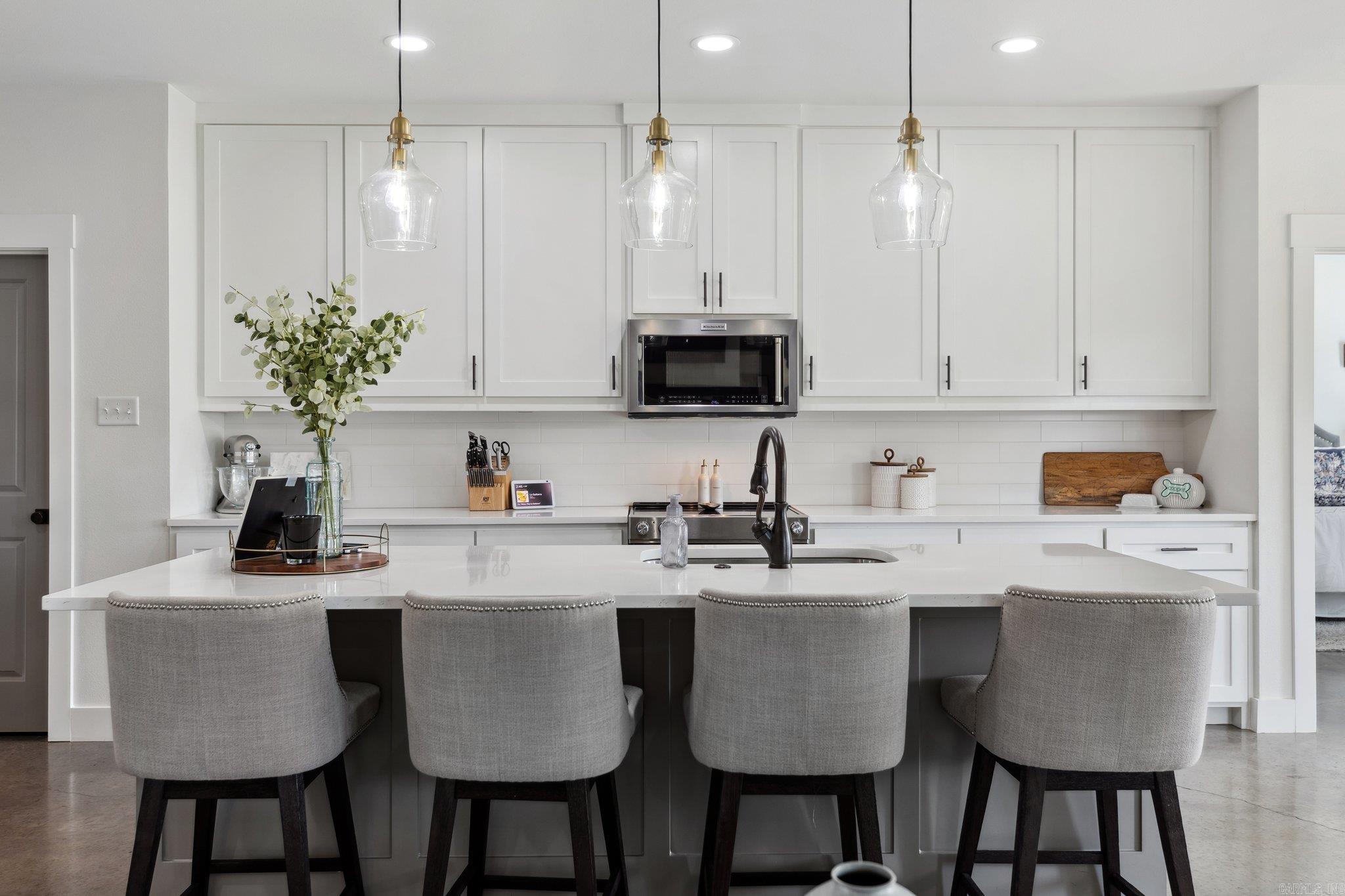 MILLERS GLENN - Residential