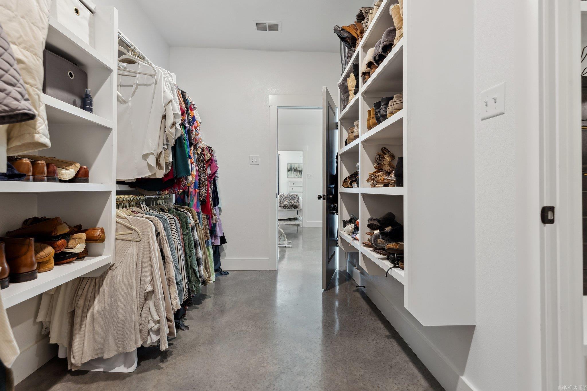 MILLERS GLENN - Residential