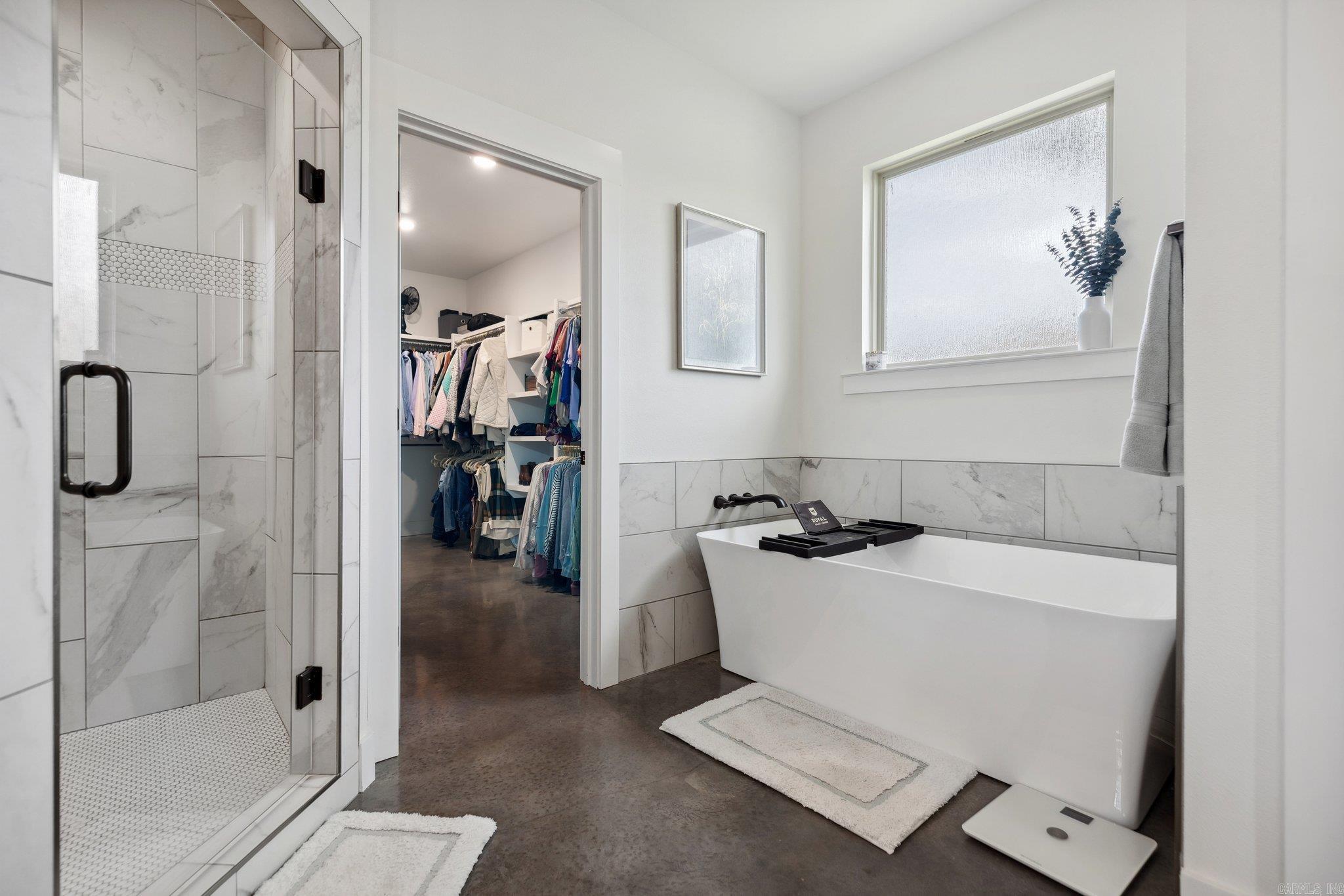 MILLERS GLENN - Residential