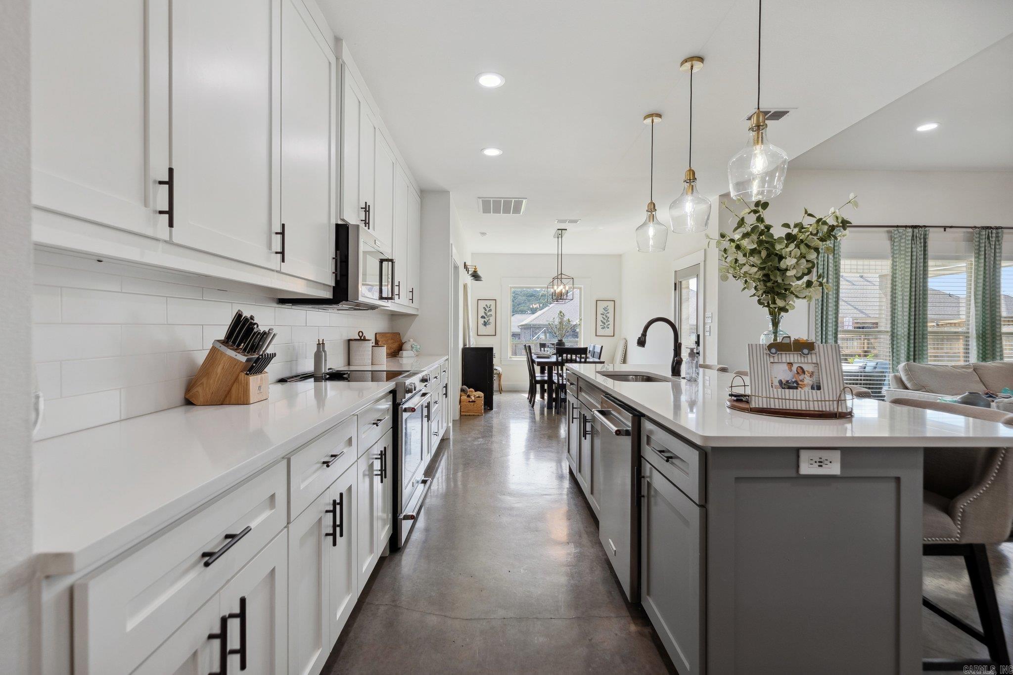 MILLERS GLENN - Residential