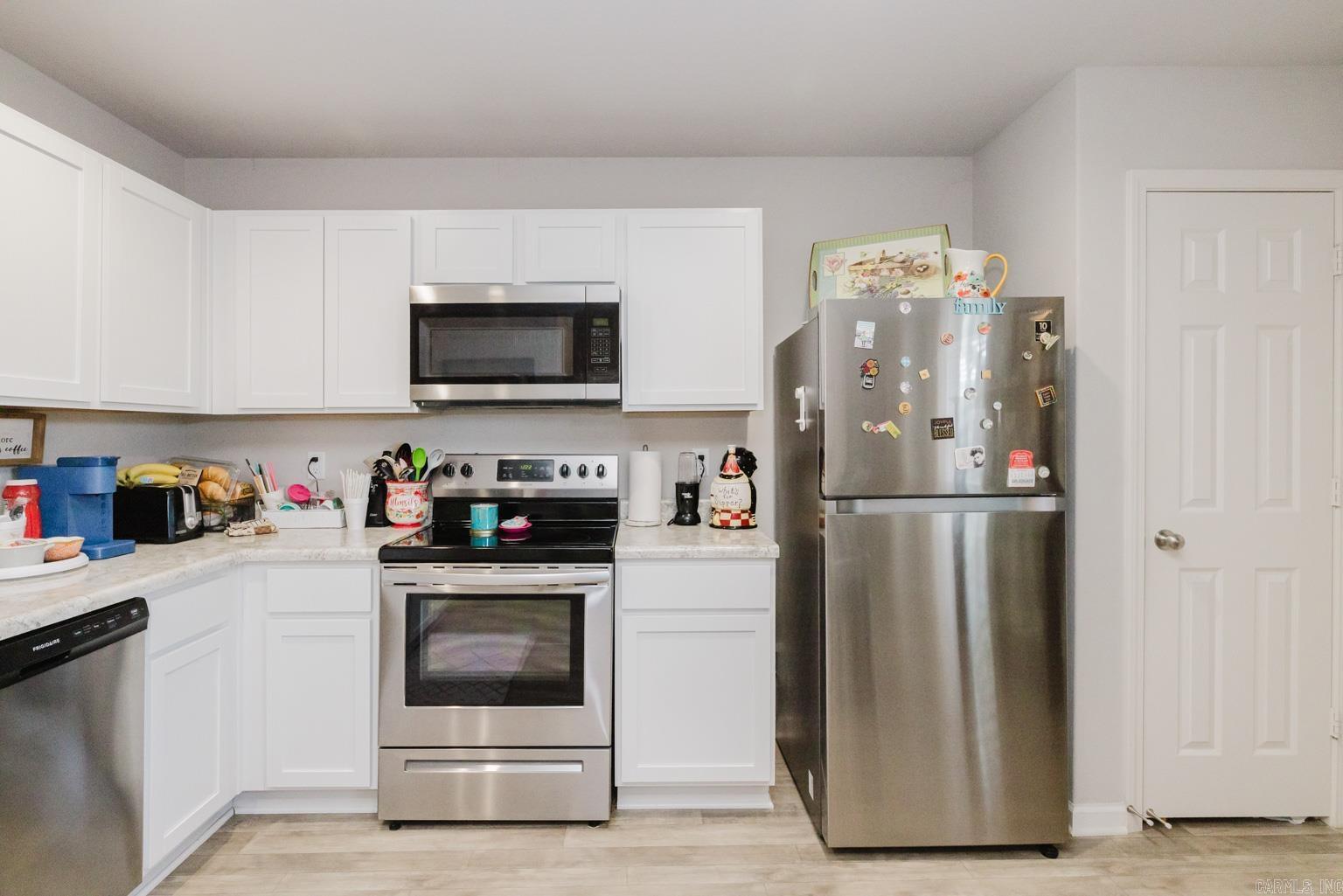 MUSEUM MEADOWS - Residential