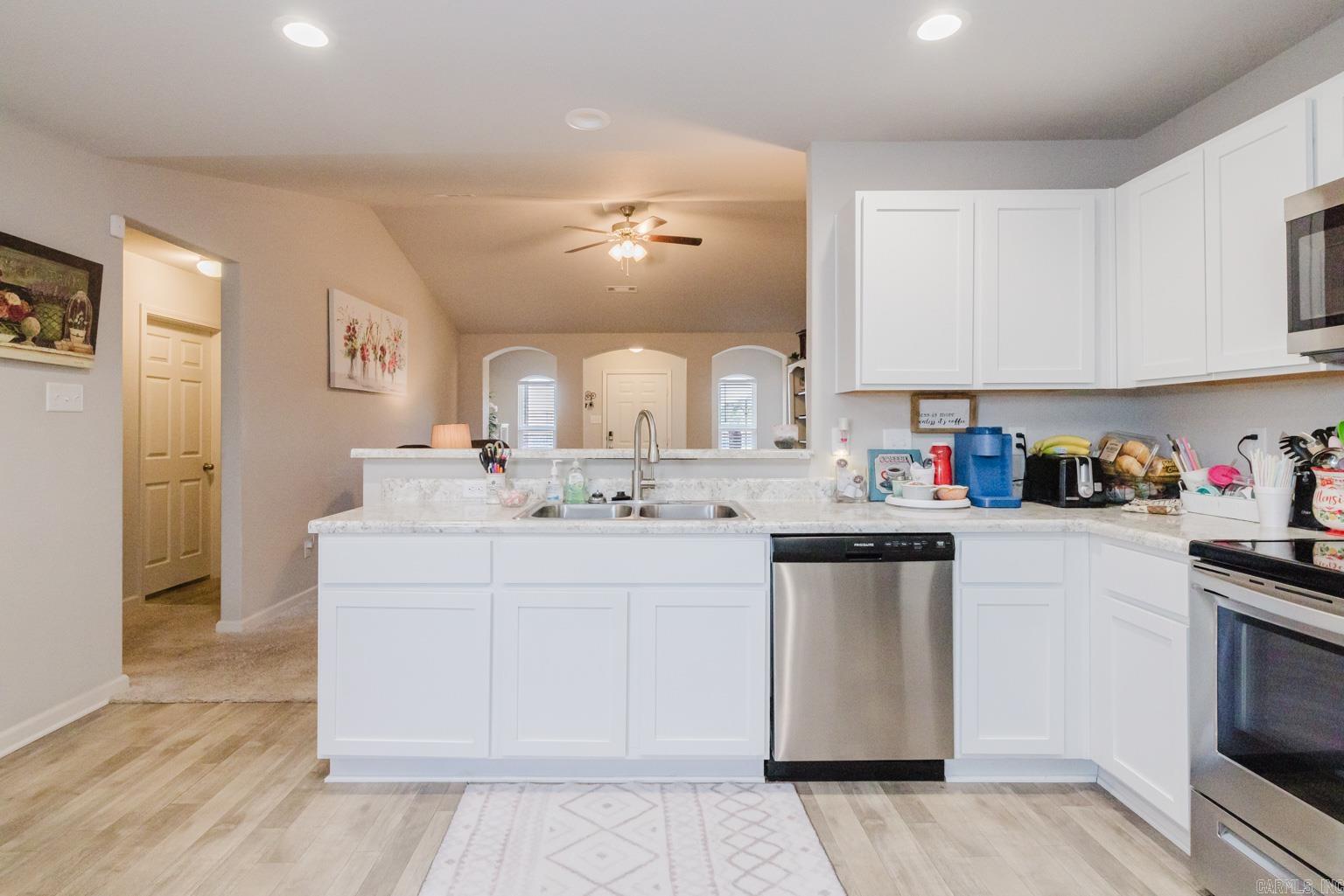 MUSEUM MEADOWS - Residential