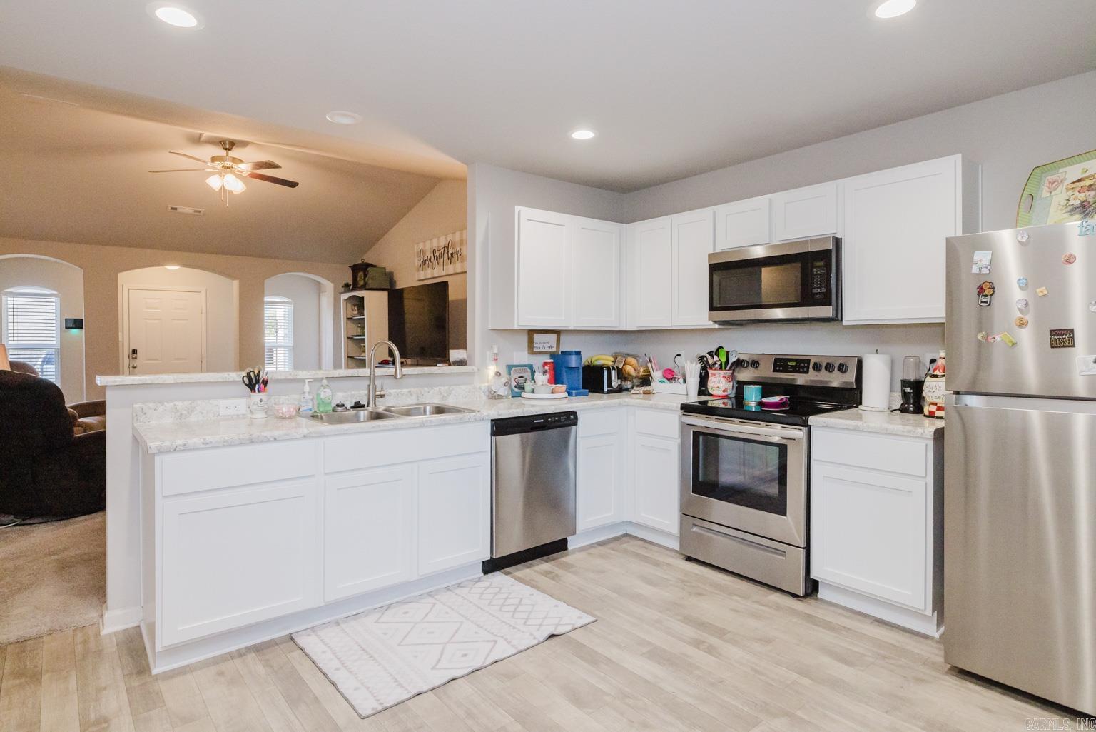 MUSEUM MEADOWS - Residential