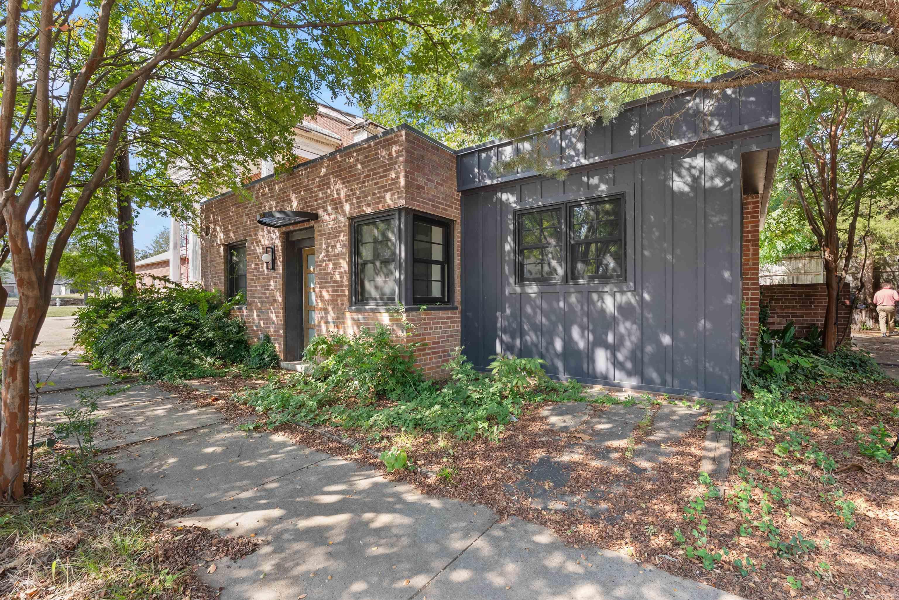City of Little Rock L11 - Residential Income