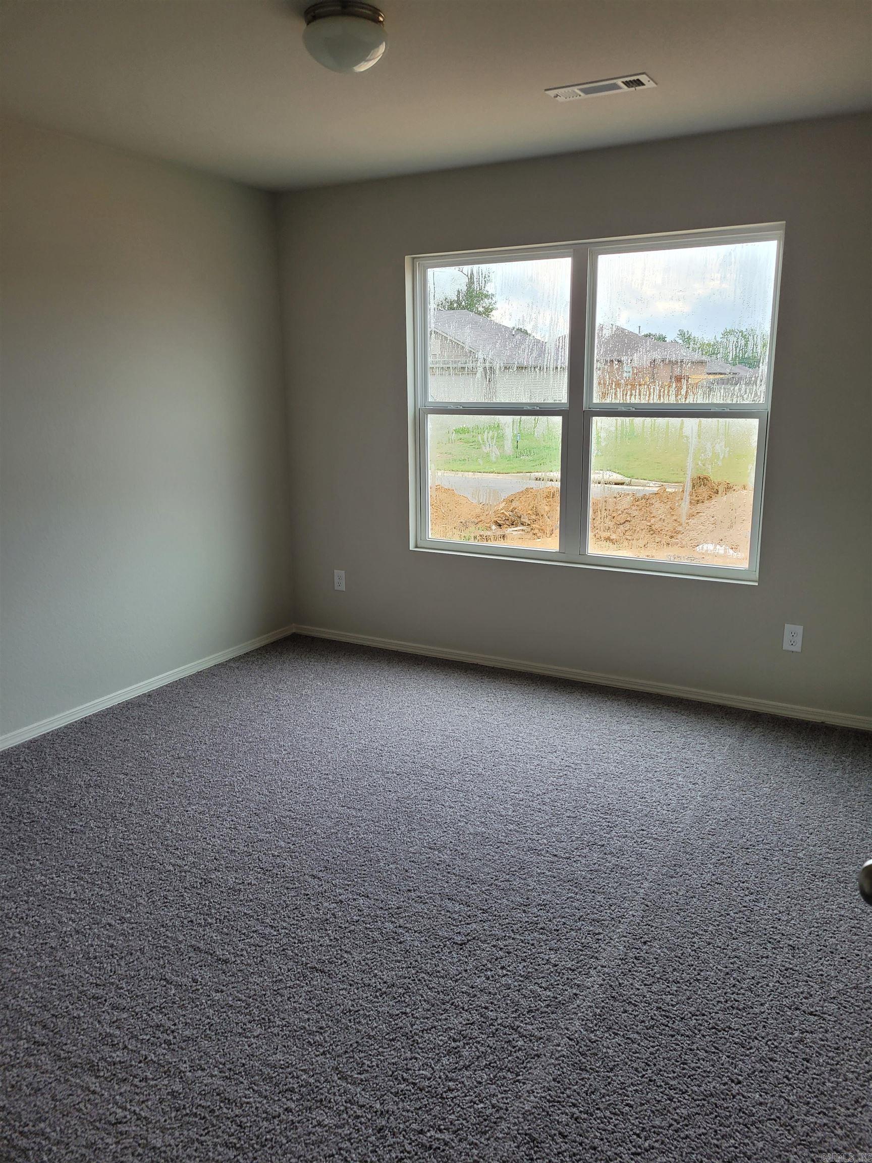 OAKLAND GROVE ESTATES - Residential Lease