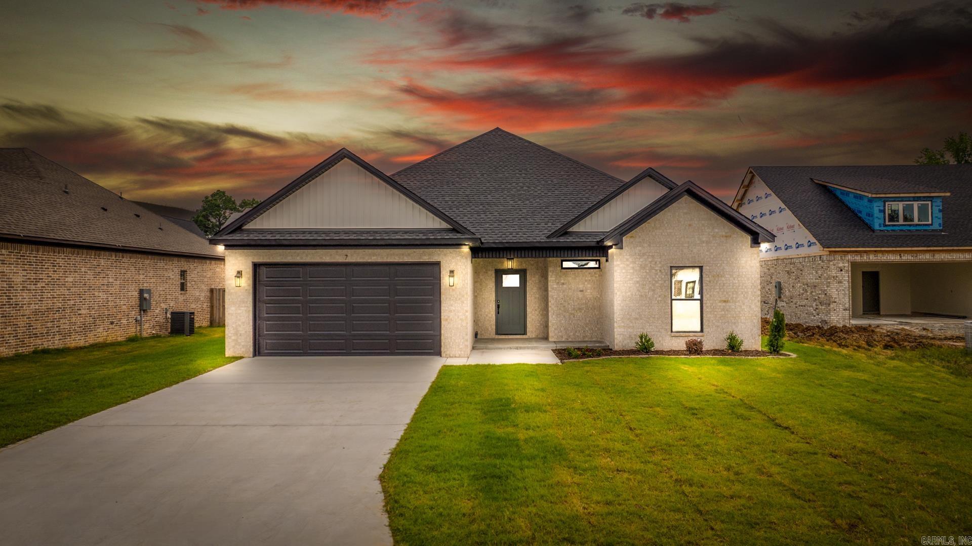 Gorgeous new construction home in Greenbriers newest subdivision. This beautiful home features 3 bedrooms and two full baths with a split floorplan. Luxury Primary bath has large counter with two sinks and a large custom built walk in shower. Covered back porch. Many extras and upgrades. Must see to appreciate !