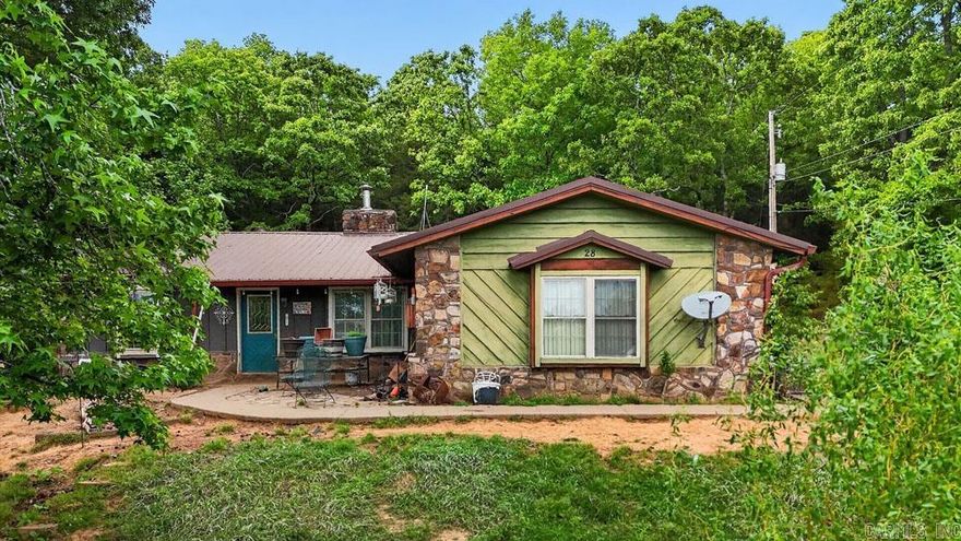 Four Bedroom Home with a view.  Located in a very nice area of Vilonia.  This home features a large, fenced yard for gardening and outdoor recreation.  The home has a rock fireplace in the family-friendly living area.  The washer and dryer, as well as the refrigerator convey with the property.  The upward slope of the lot provides a great view of the area to the south.  The home is near shopping and dining and only fifteen minutes away from Conway.  since the home is occupied, advance notice is requested for showings, if possible.  Please call the listing agent to schedule your appointment.