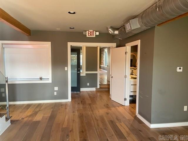 Mountain Park - Commercial Sale