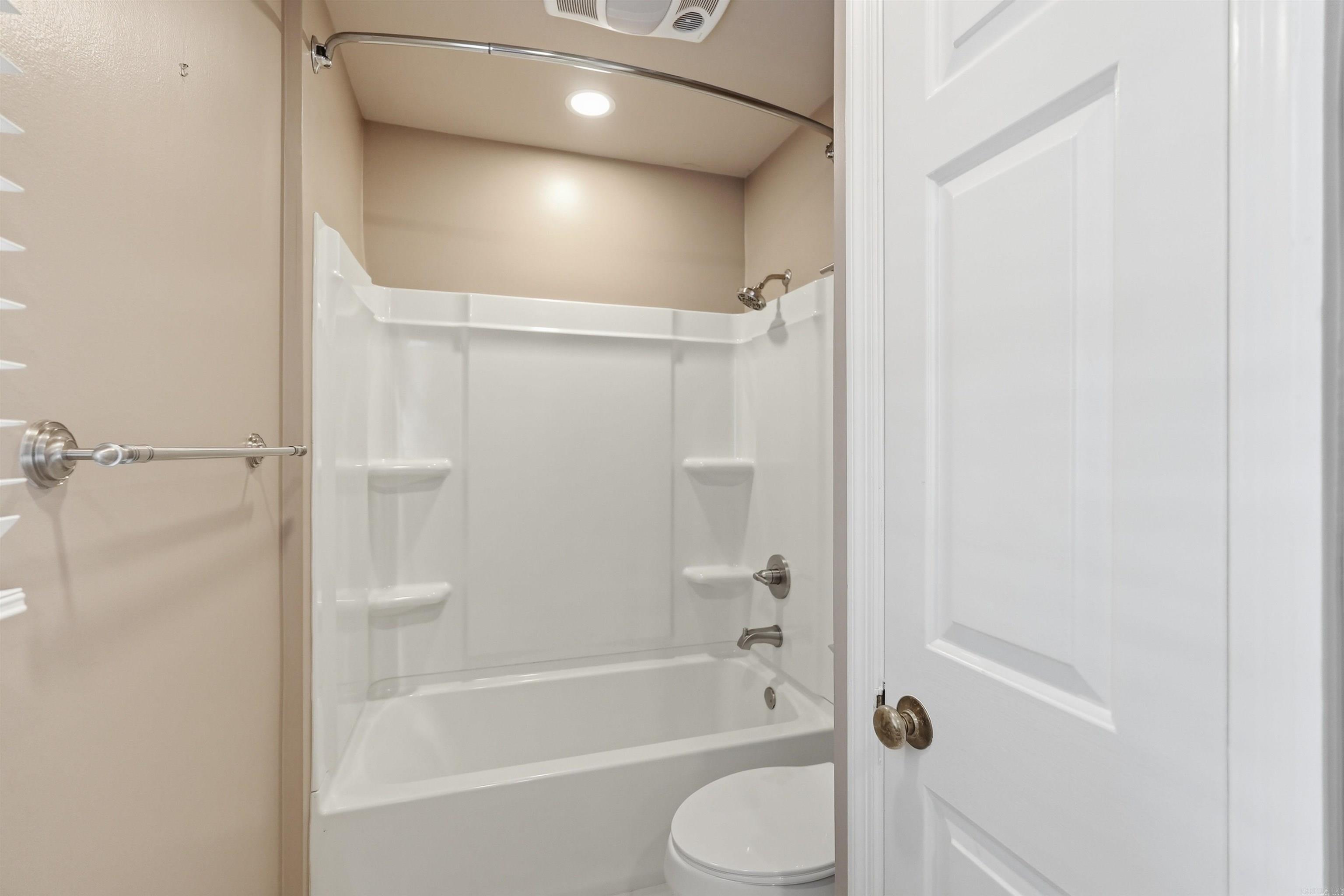 Kingsbridge Townhomes HPR - Residential Lease