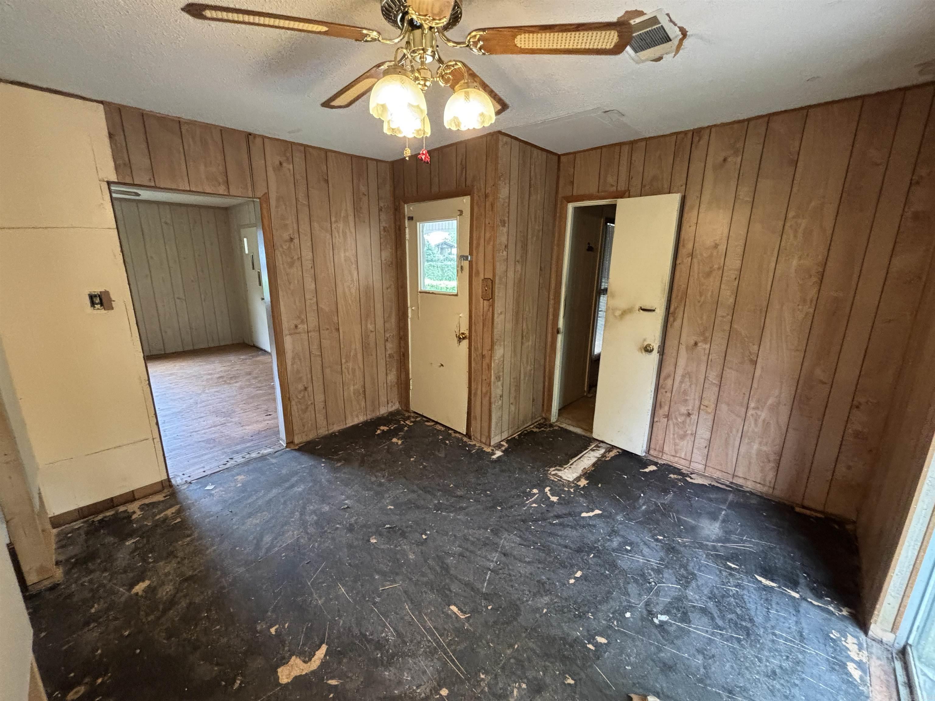 BRIARFIELD - Residential