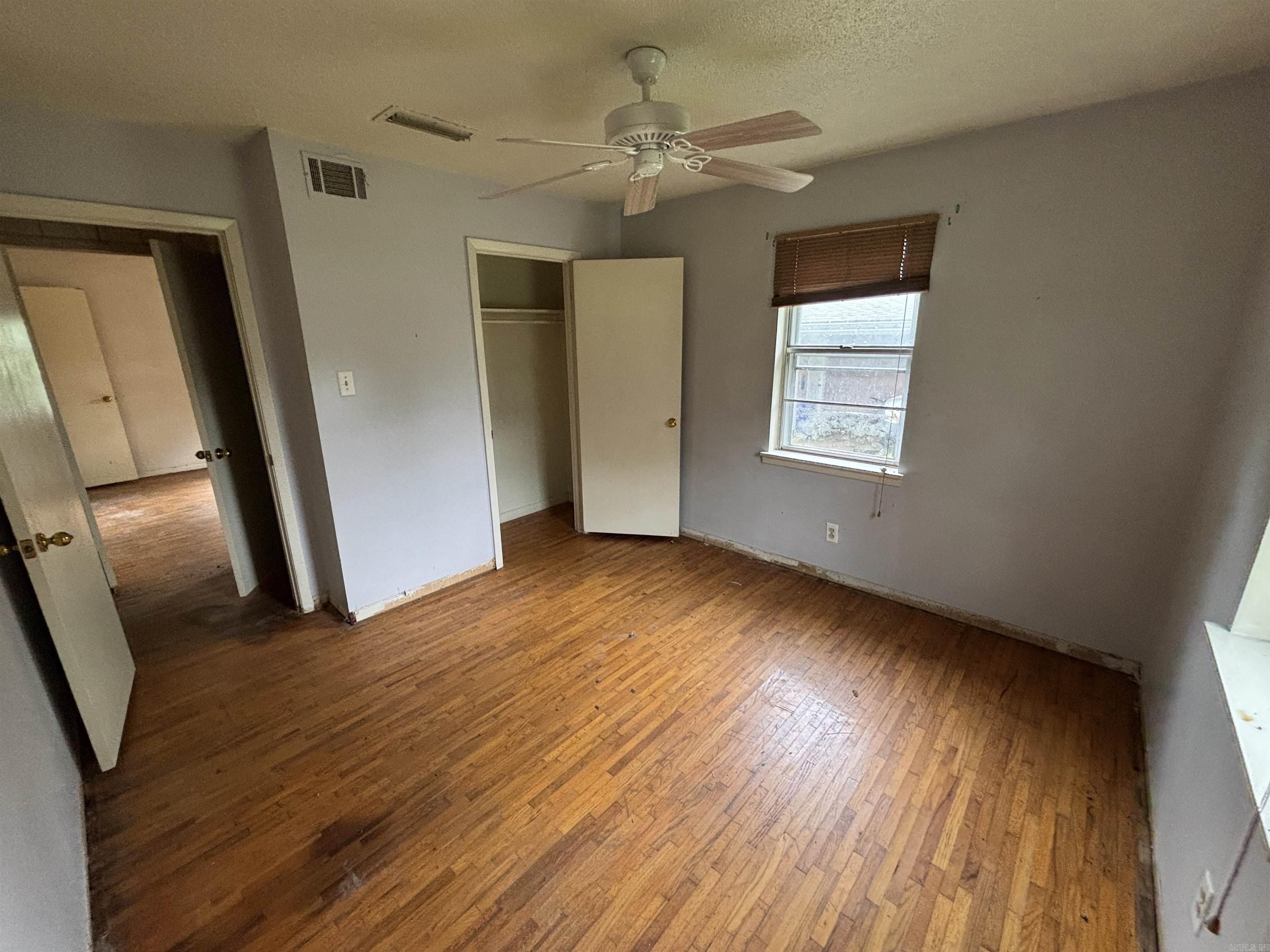 BRIARFIELD - Residential