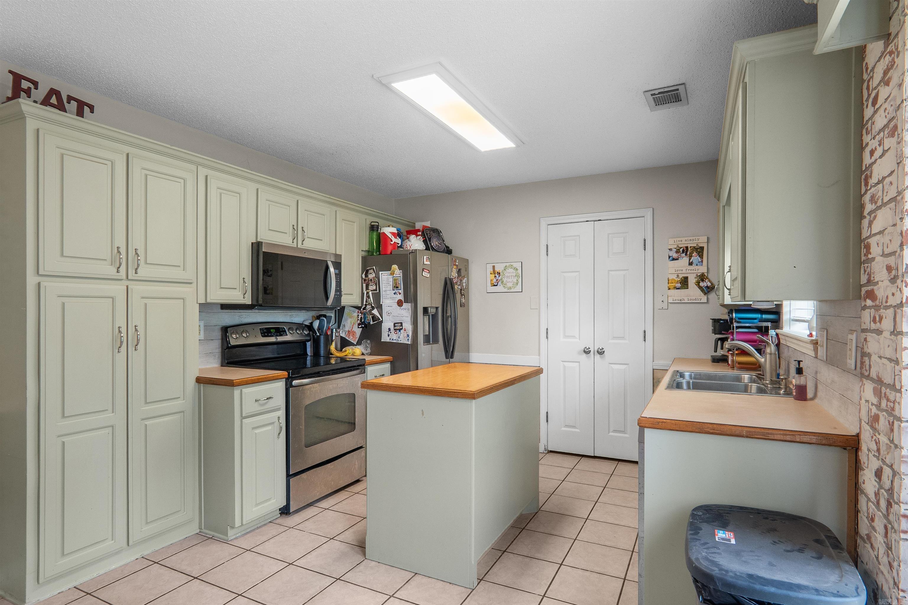 BLOOMING RIDGE - Residential