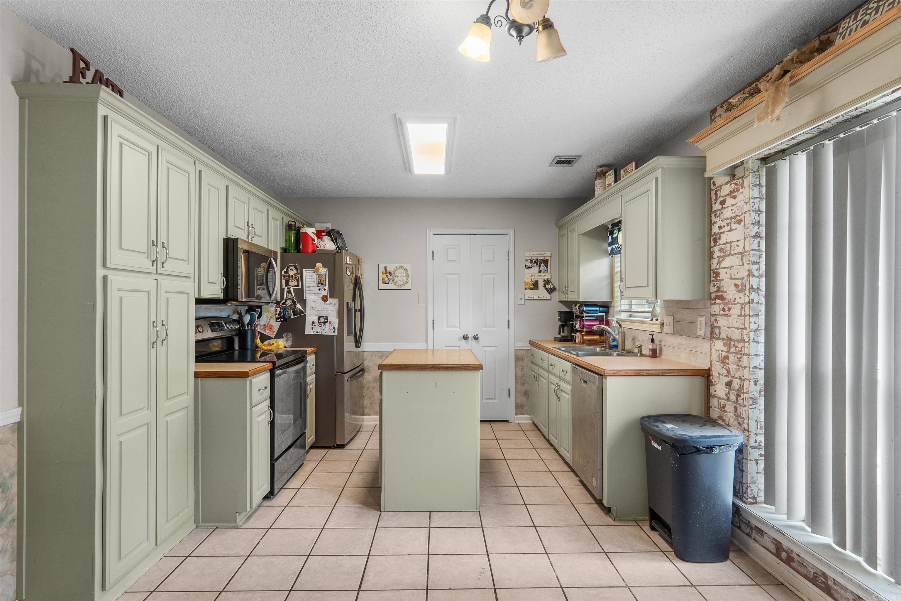 BLOOMING RIDGE - Residential