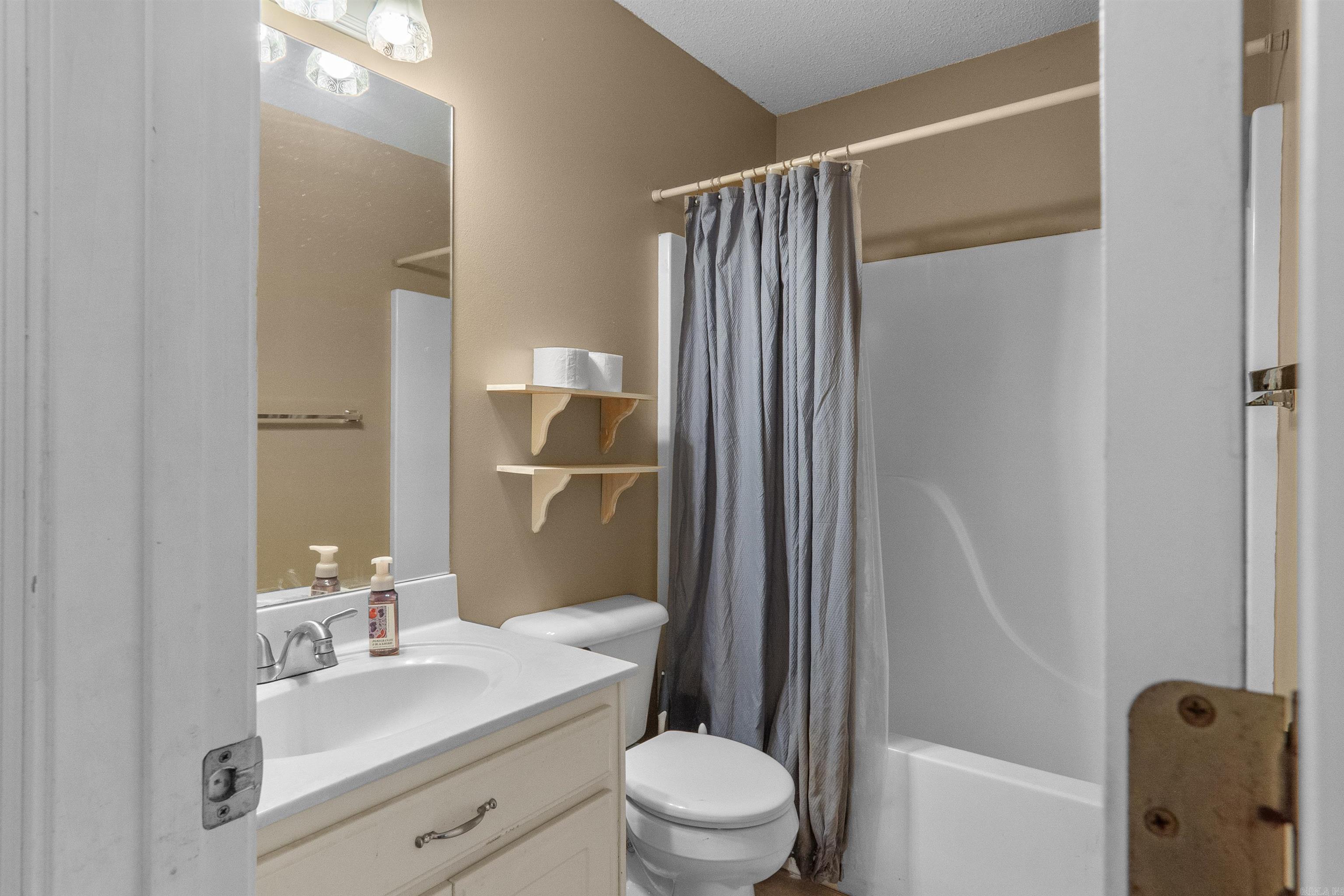 BLOOMING RIDGE - Residential