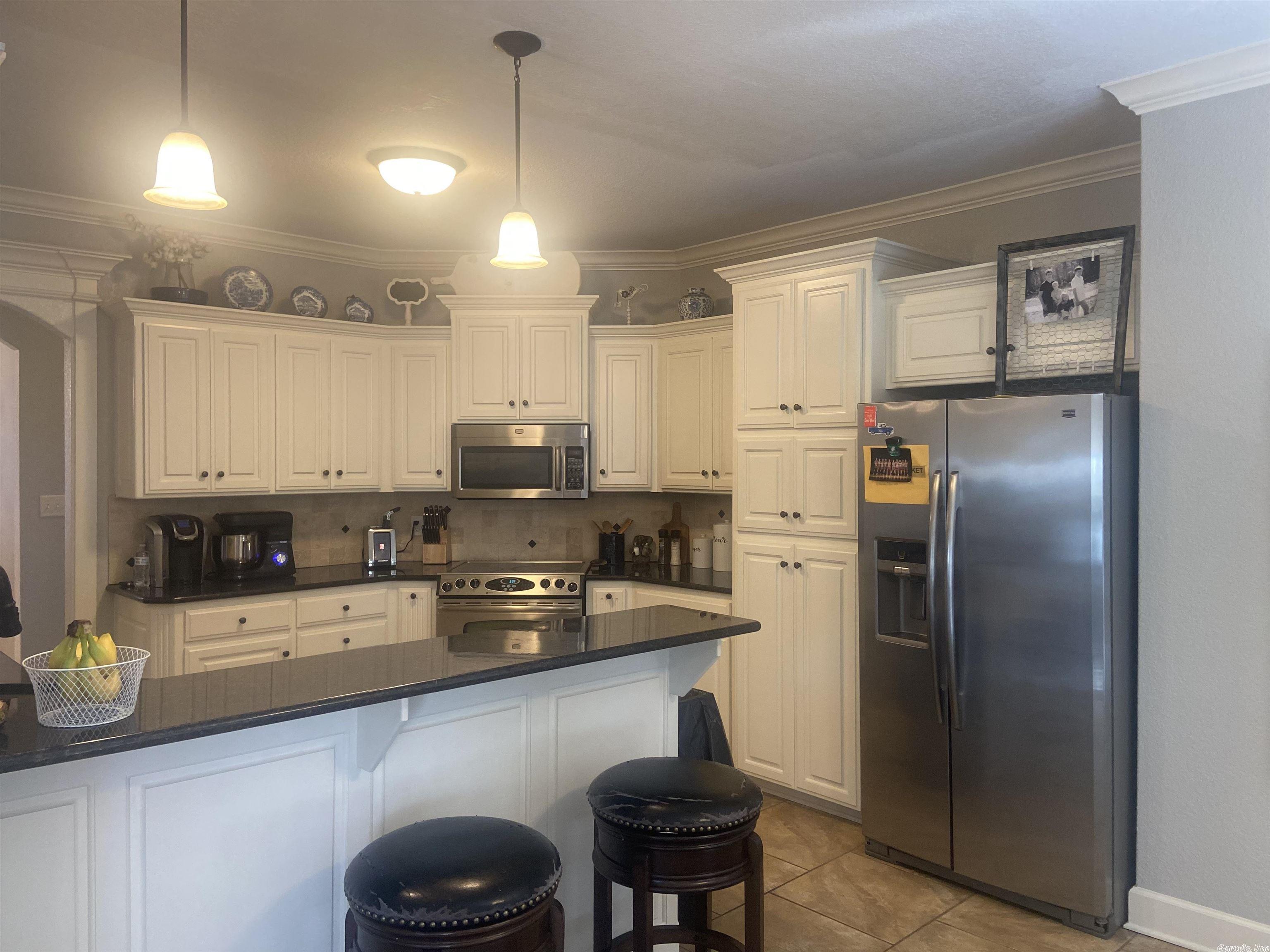 WYNNEWOOD - Residential