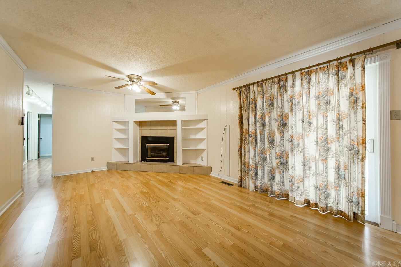 PACTON LAKE ESTATES - Residential