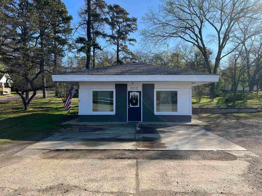 Prime Commercial Opportunity – Turnkey Salon on Busy Highway Near Caddo River.Don’t miss this exceptional opportunity to own a well-maintained, move-in-ready commercial property in a high-visibility location. Currently operating as a hair salon, this versatile 504 sq ft building is ideal for a variety of business ventures.  Property Highlights: Size: 504 sq ft Established Use: Active hair salon (perfect for continued use or easy conversion) High Traffic Location: Positioned directly on a busy highway for maximum exposure Proximity: Conveniently located near the scenic Caddo River, attracting both local and tourist traffic  Recent Upgrades Include: New roof New energy-efficient windows Modern mini-split HVAC systems New hot water heater Updated electrical system Updated plumbing  This property offers peace of mind with major updates already completed, minimizing maintenance costs and allowing you to focus on growing your business. Whether you’re an investor, entrepreneur, or salon professional looking to expand, this property combines location, functionality, and value.