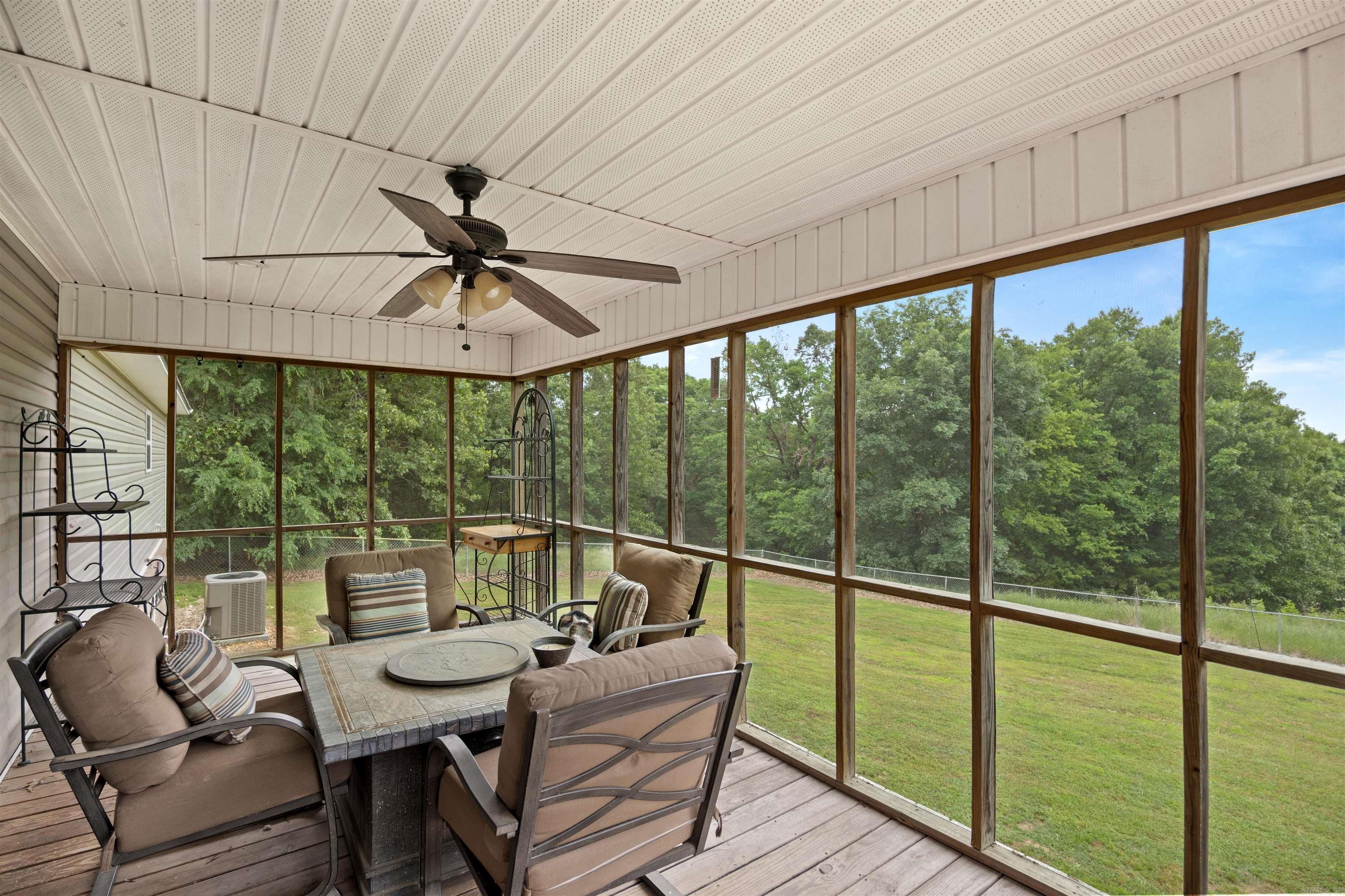 WILD BILL ESTATES - Residential