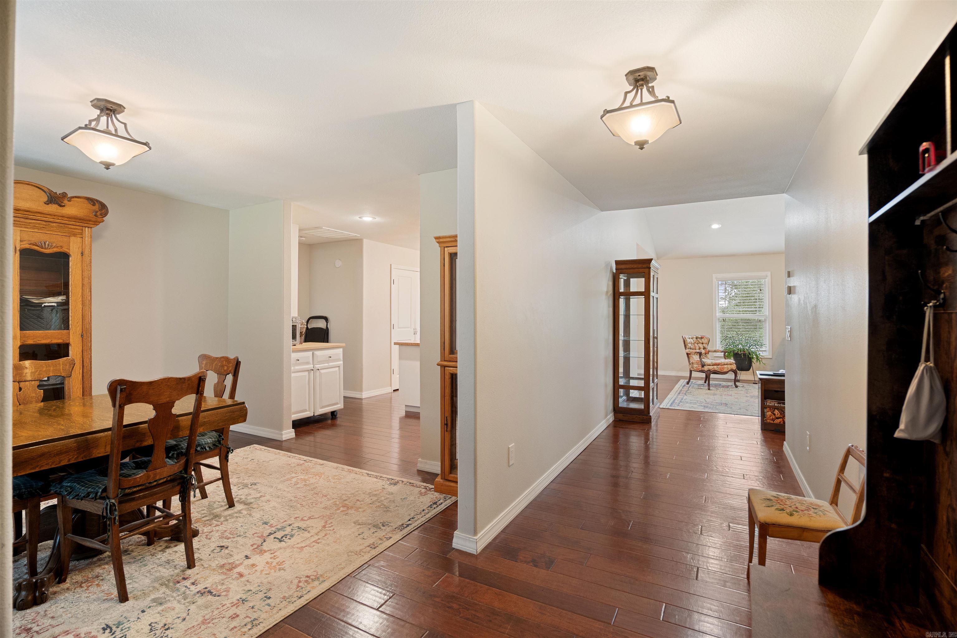 WILD BILL ESTATES - Residential