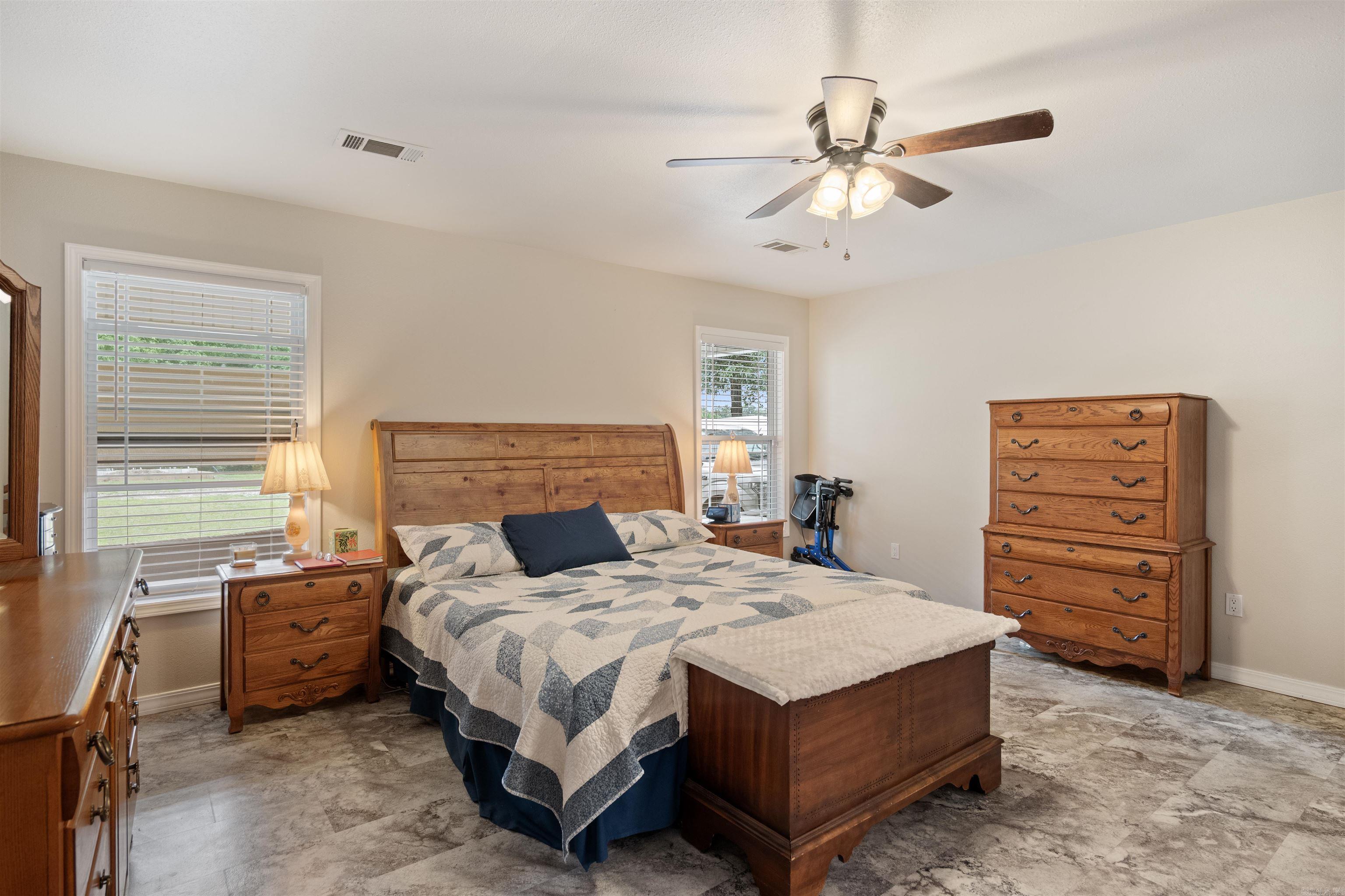 WILD BILL ESTATES - Residential