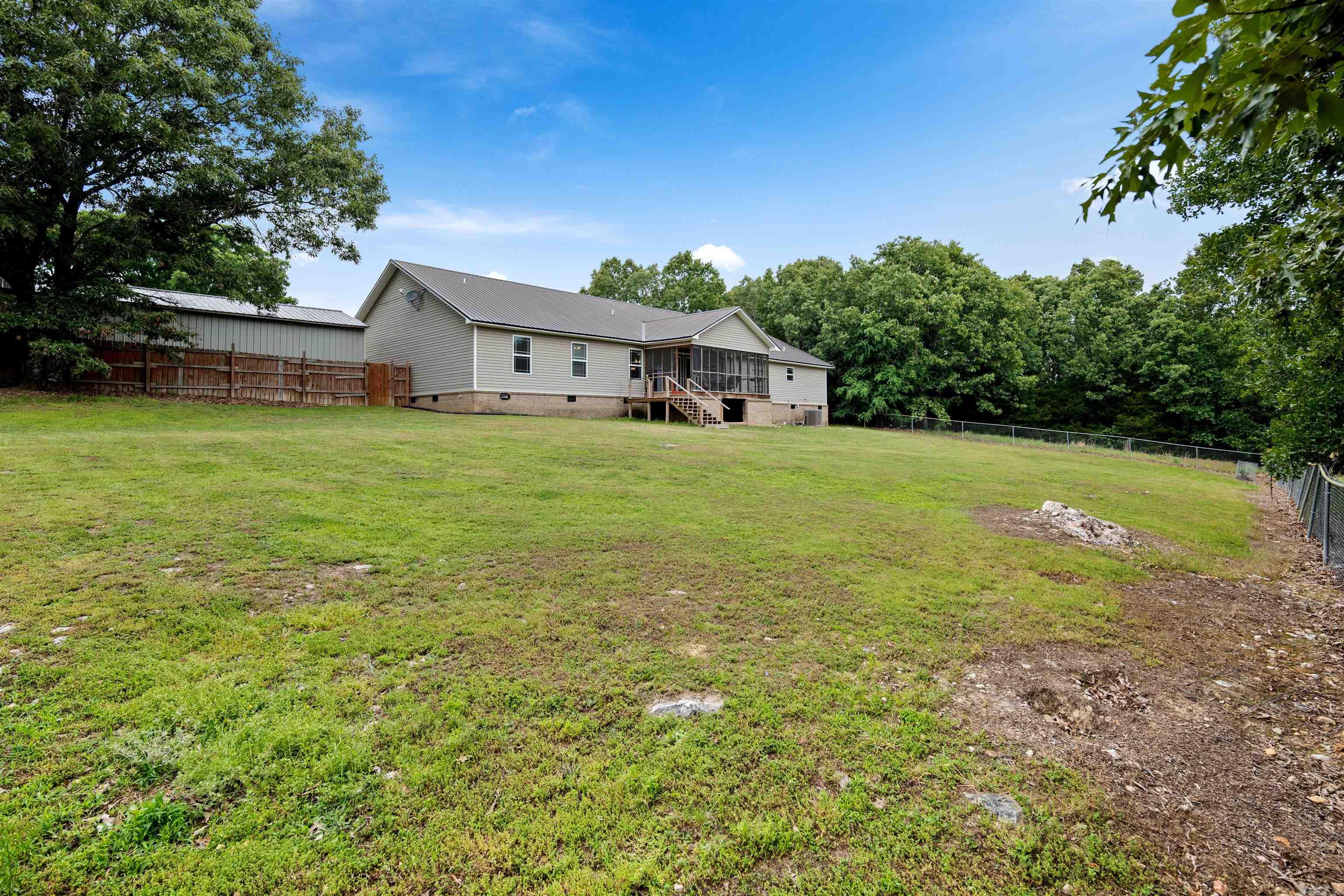 WILD BILL ESTATES - Residential