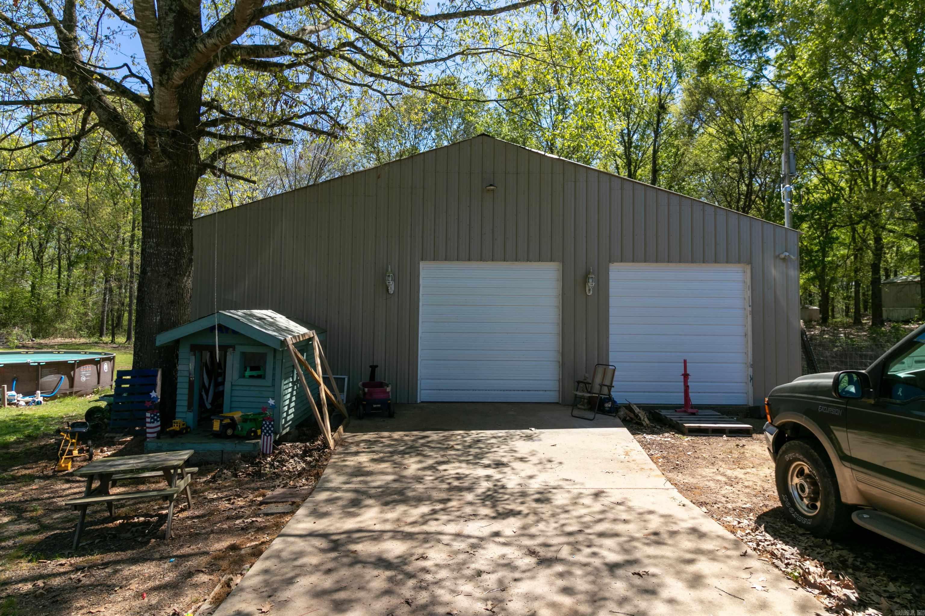 Metes & Bounds - Residential