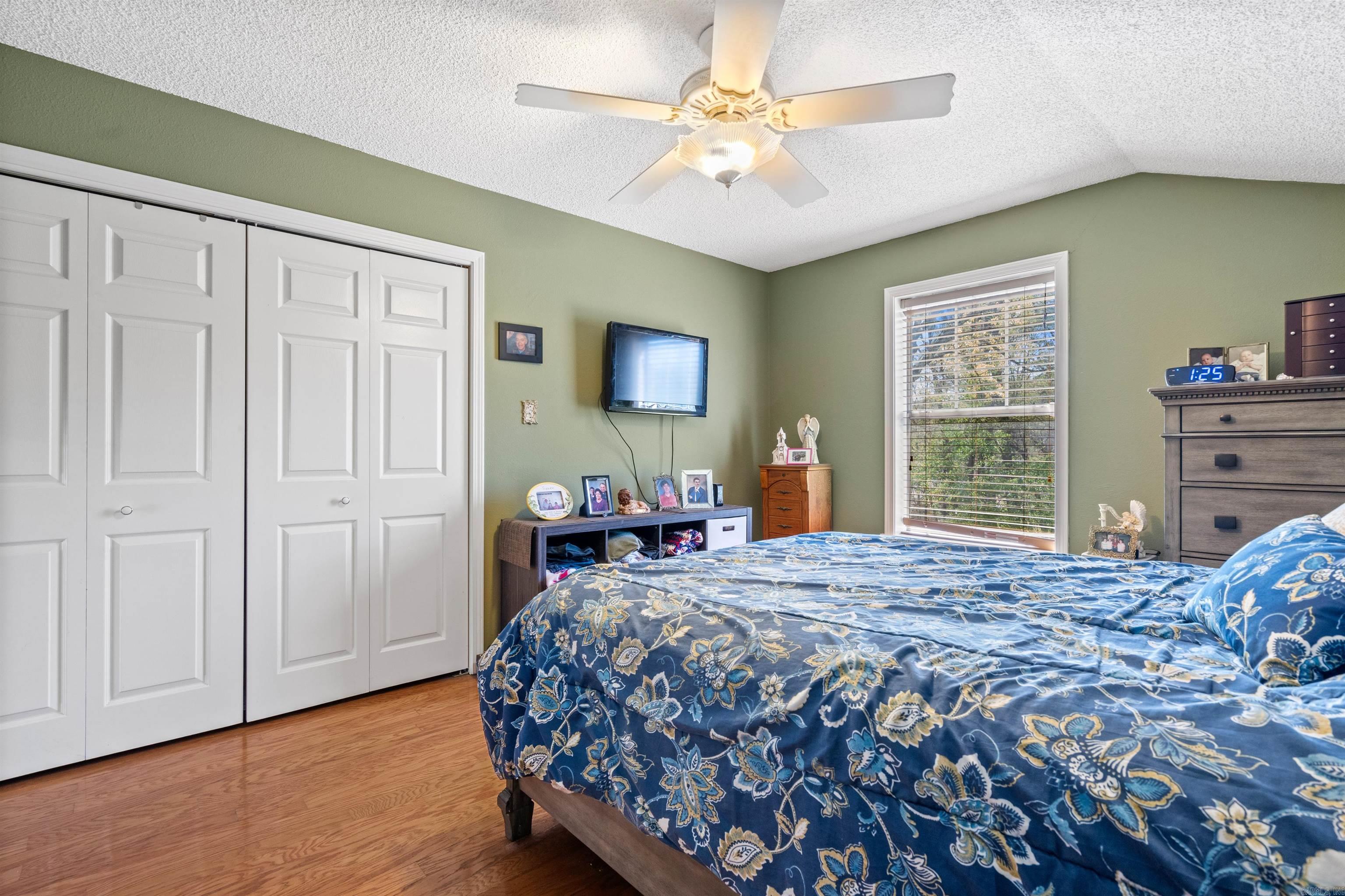 PINE HILLS PARK ADDN - Residential