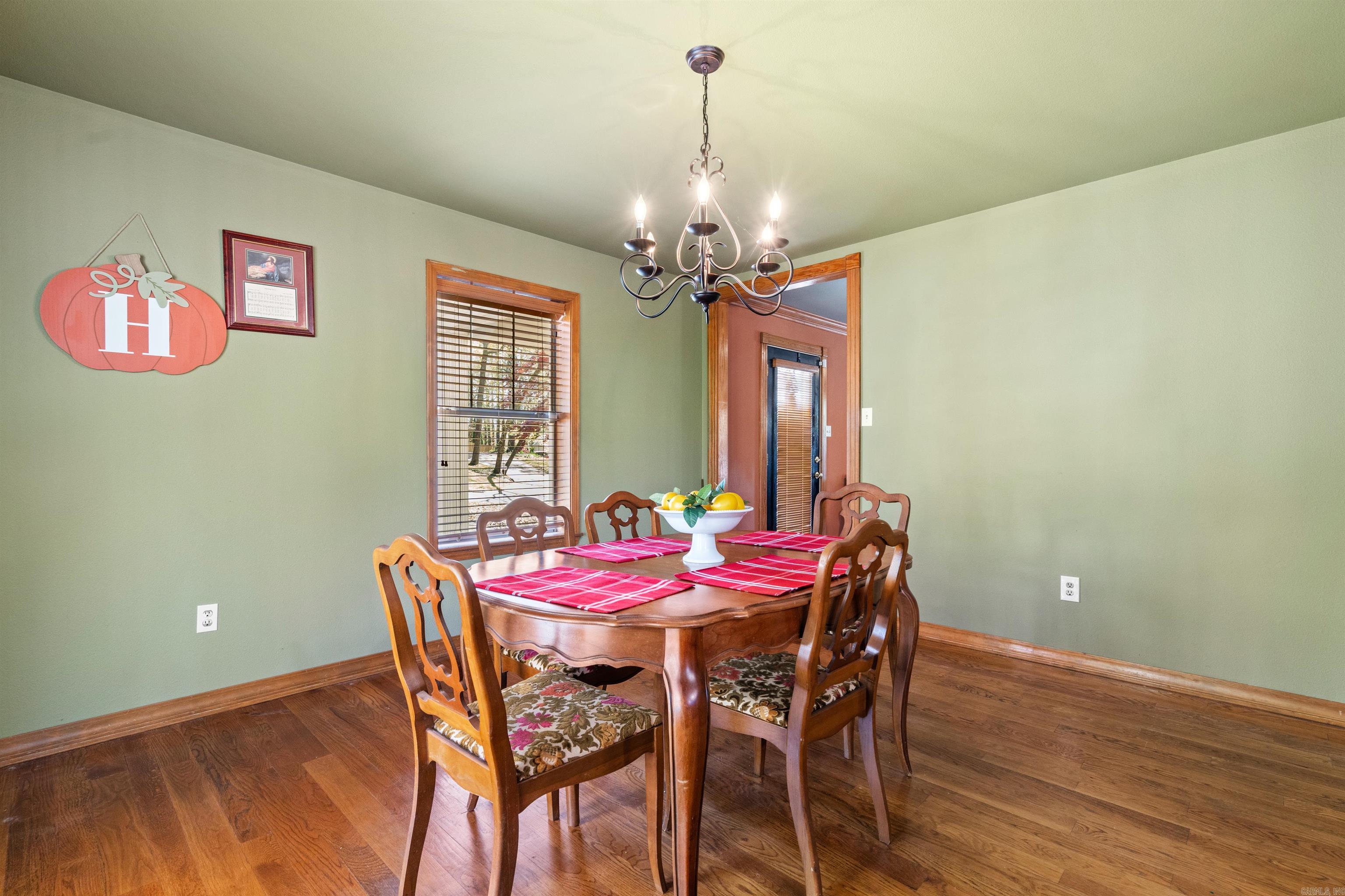 PINE HILLS PARK ADDN - Residential