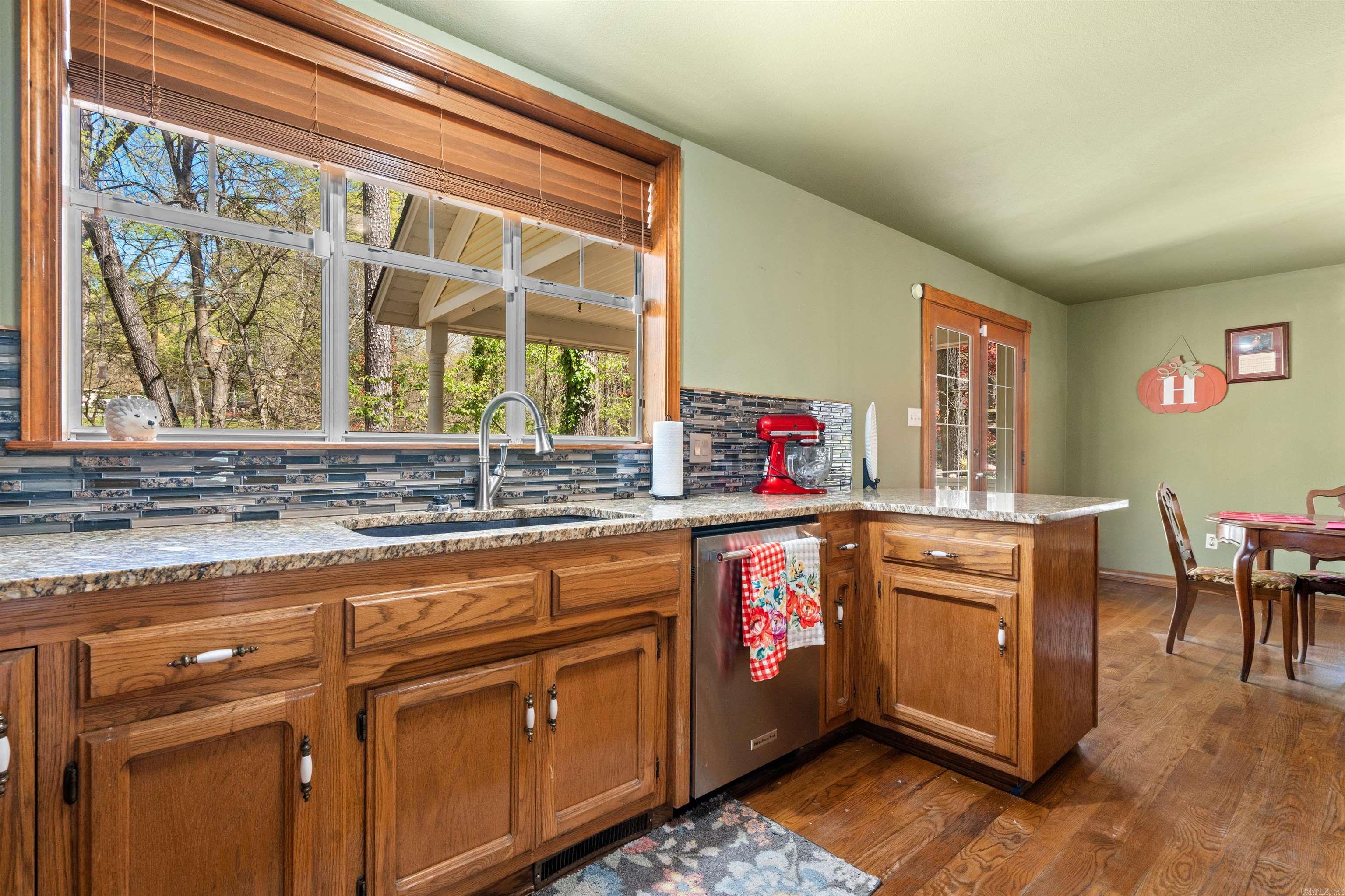 PINE HILLS PARK ADDN - Residential