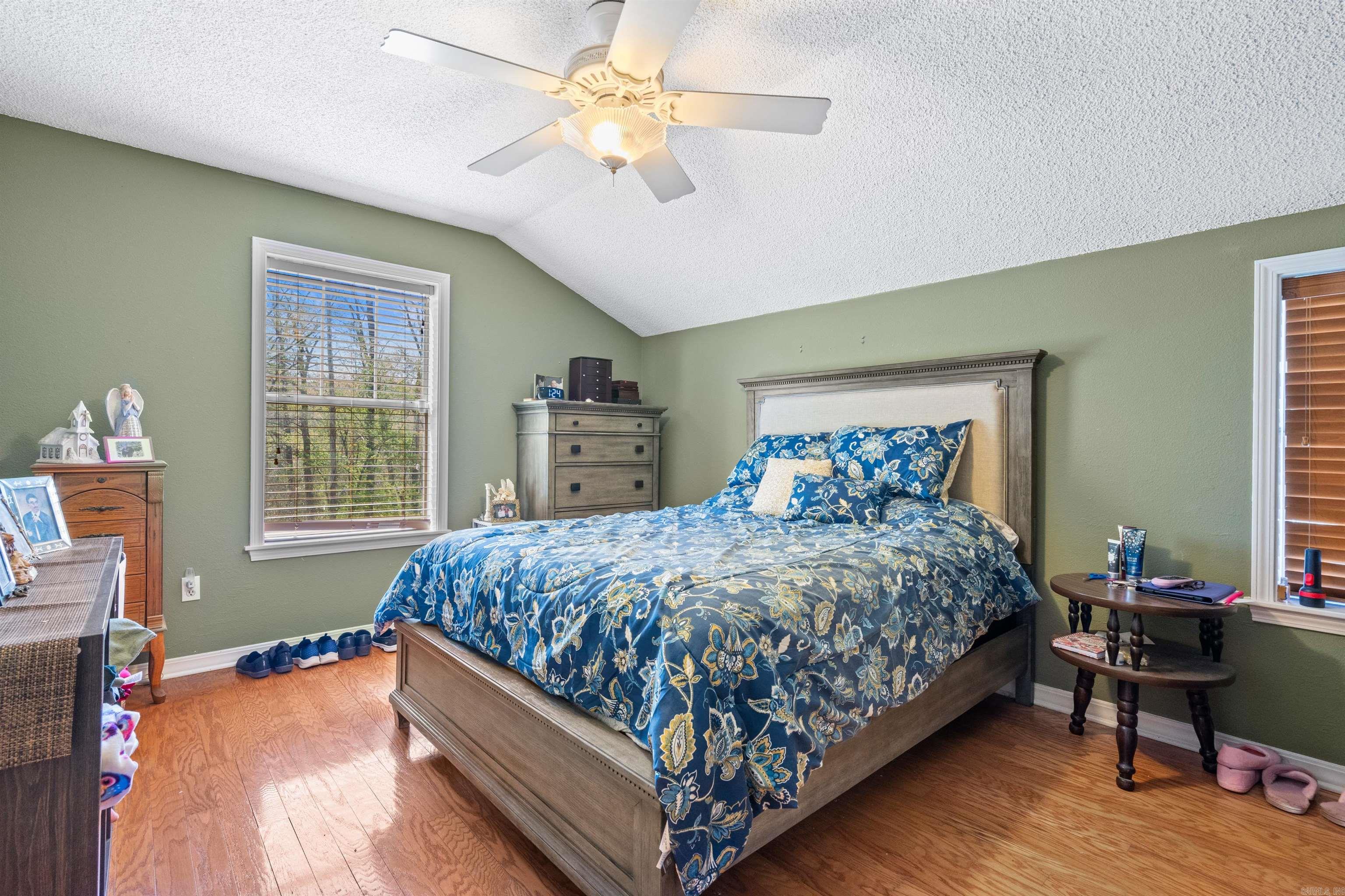 PINE HILLS PARK ADDN - Residential