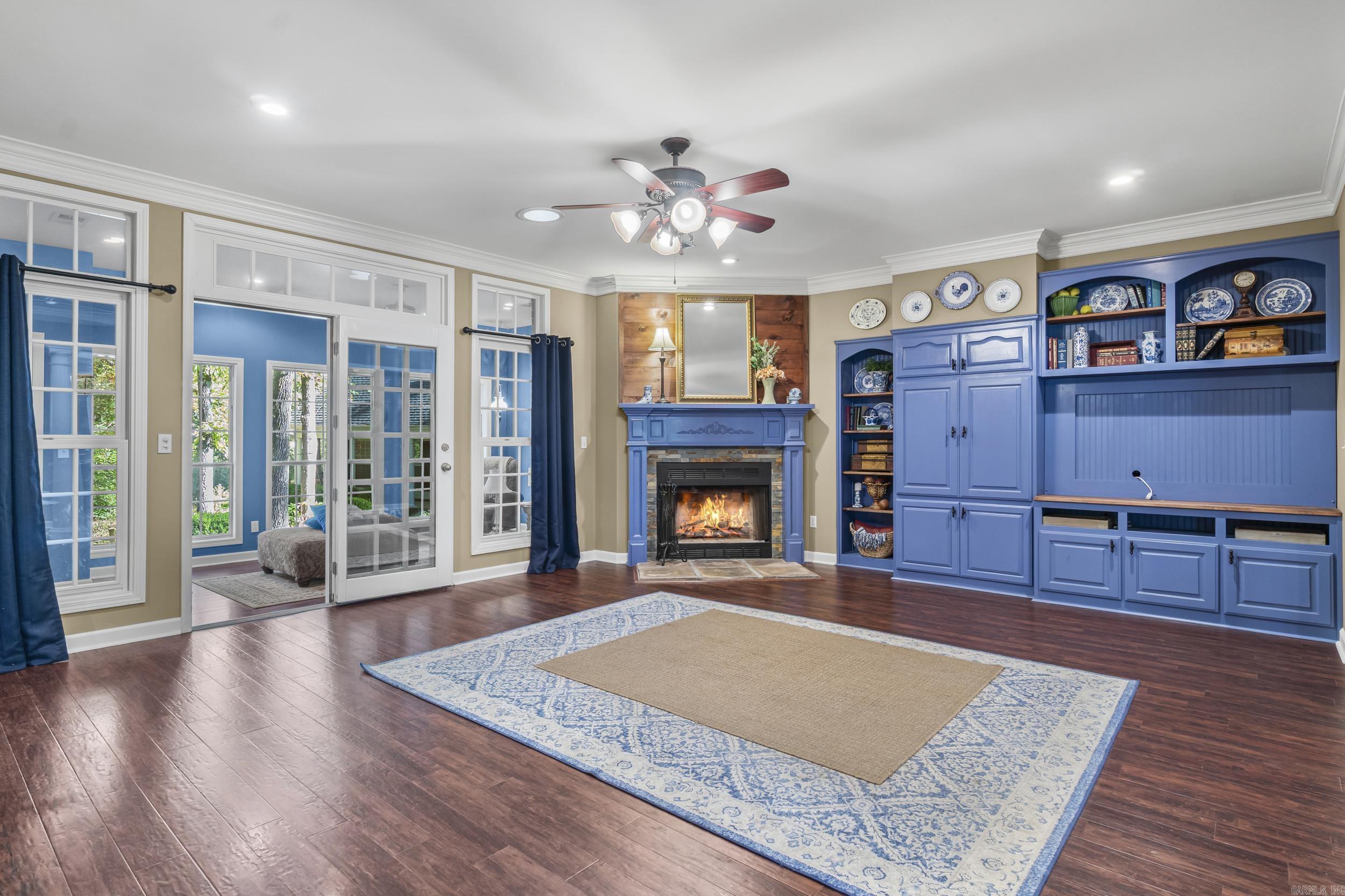 CREEKWOOD SUBD - Residential