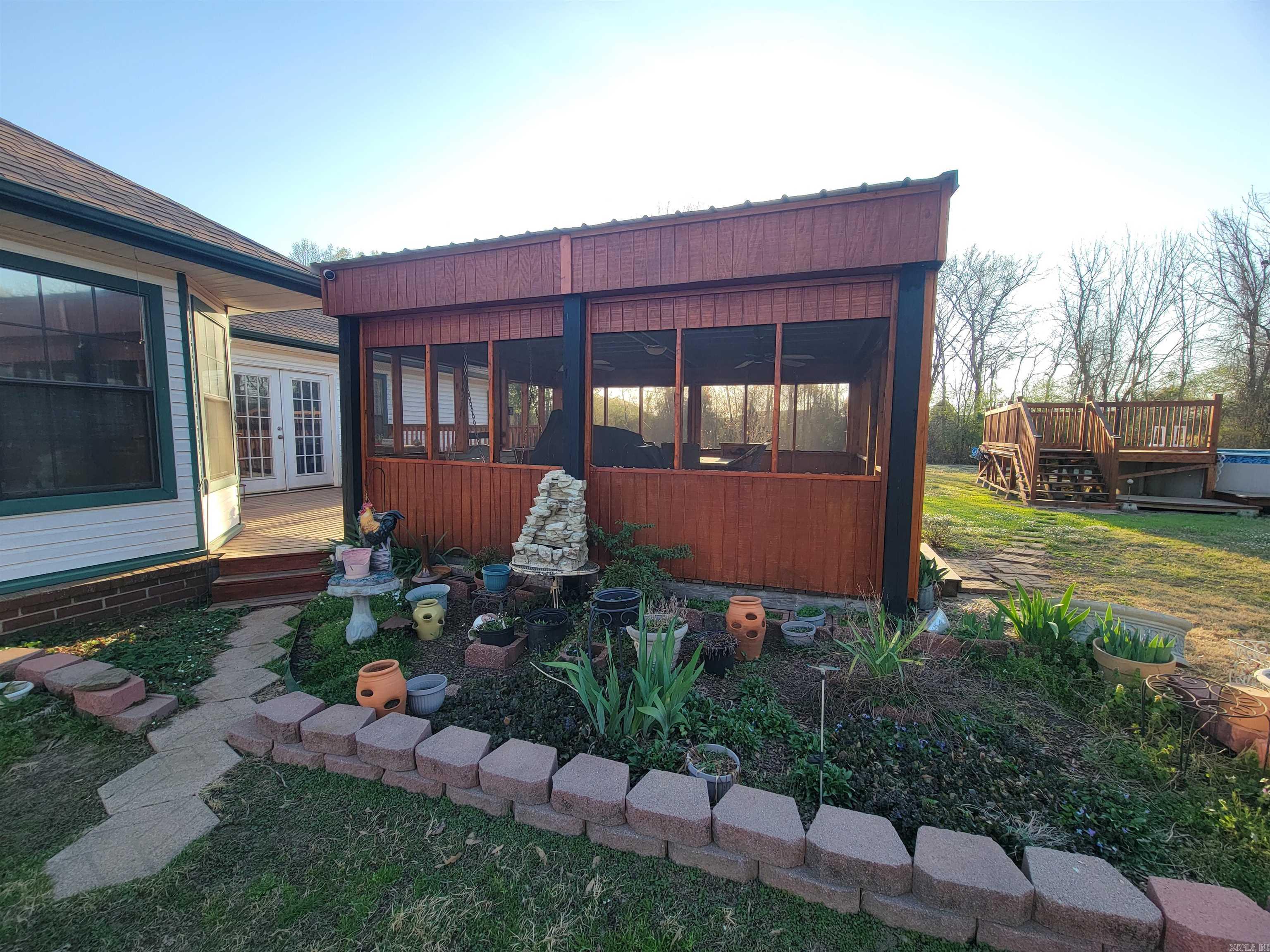 Metes & Bounds - Residential