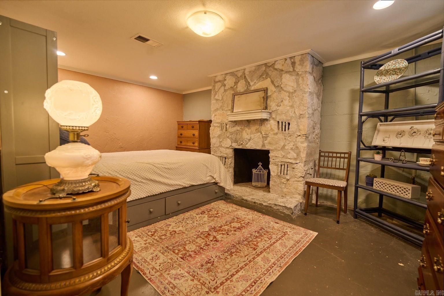 ARKANSAS HGTS - Residential