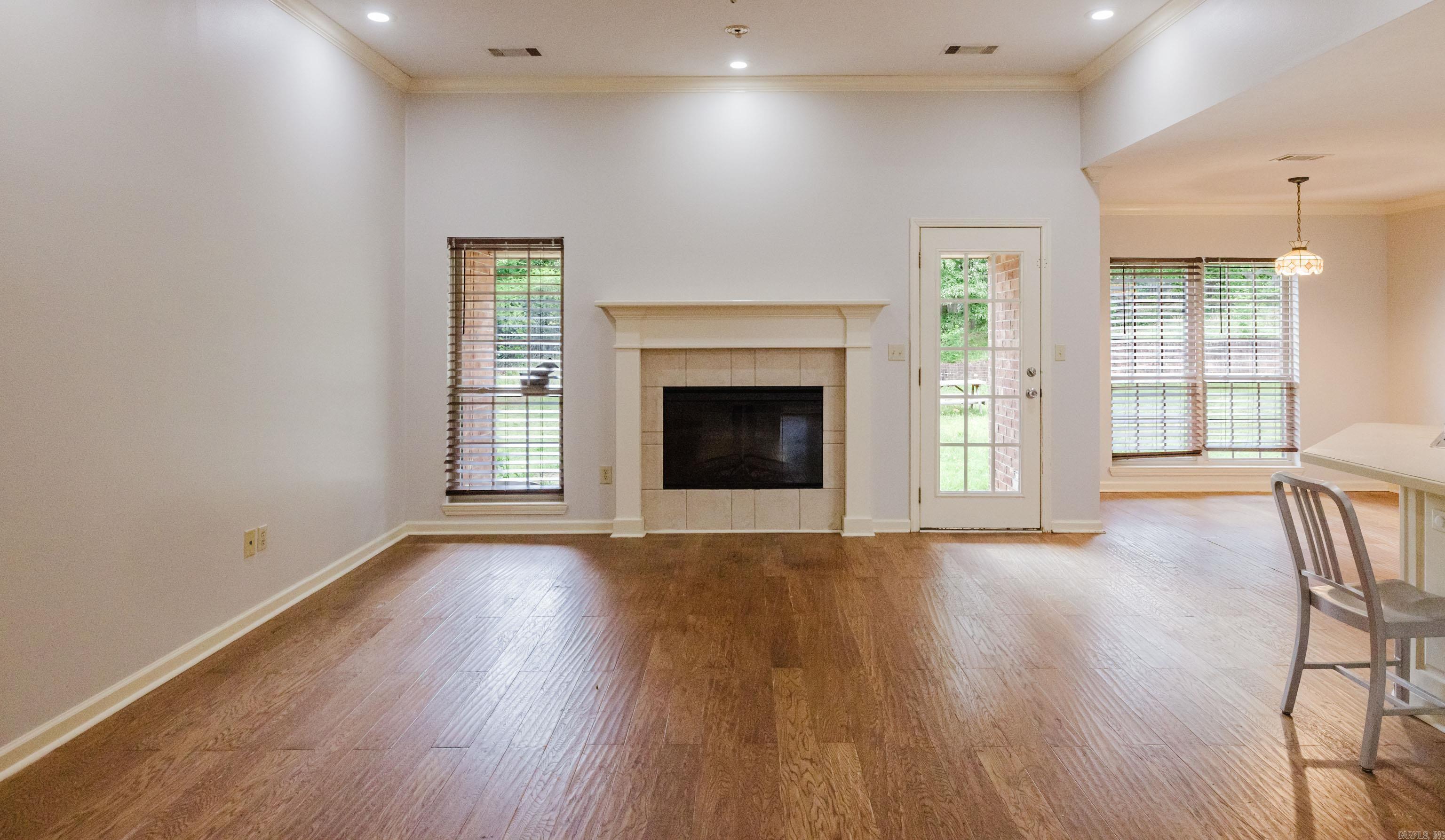 TREASURE HILL - Residential