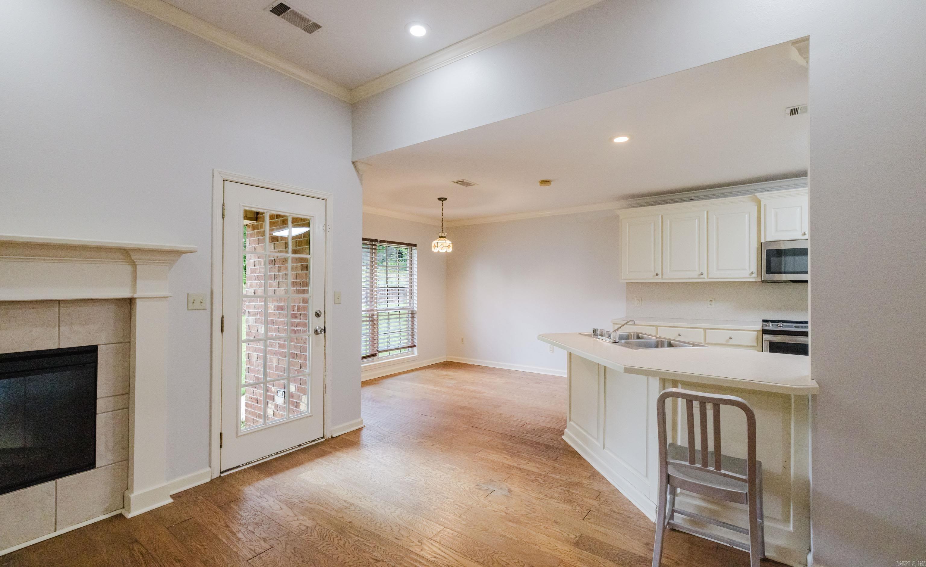TREASURE HILL - Residential