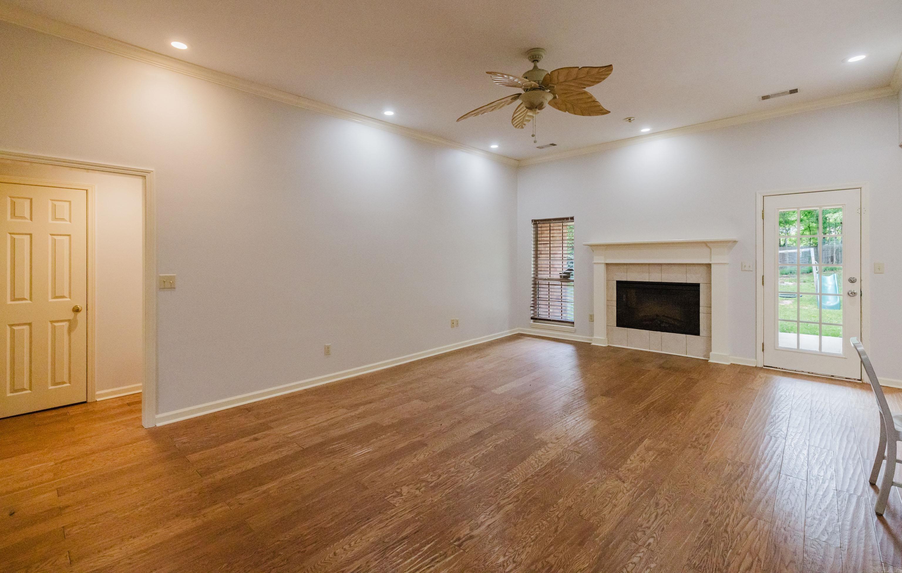 TREASURE HILL - Residential