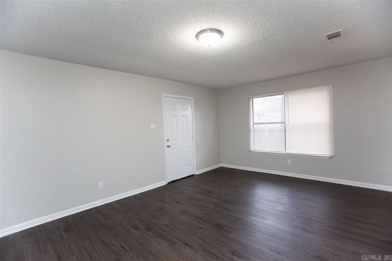 Gravel Ridge - Residential Lease