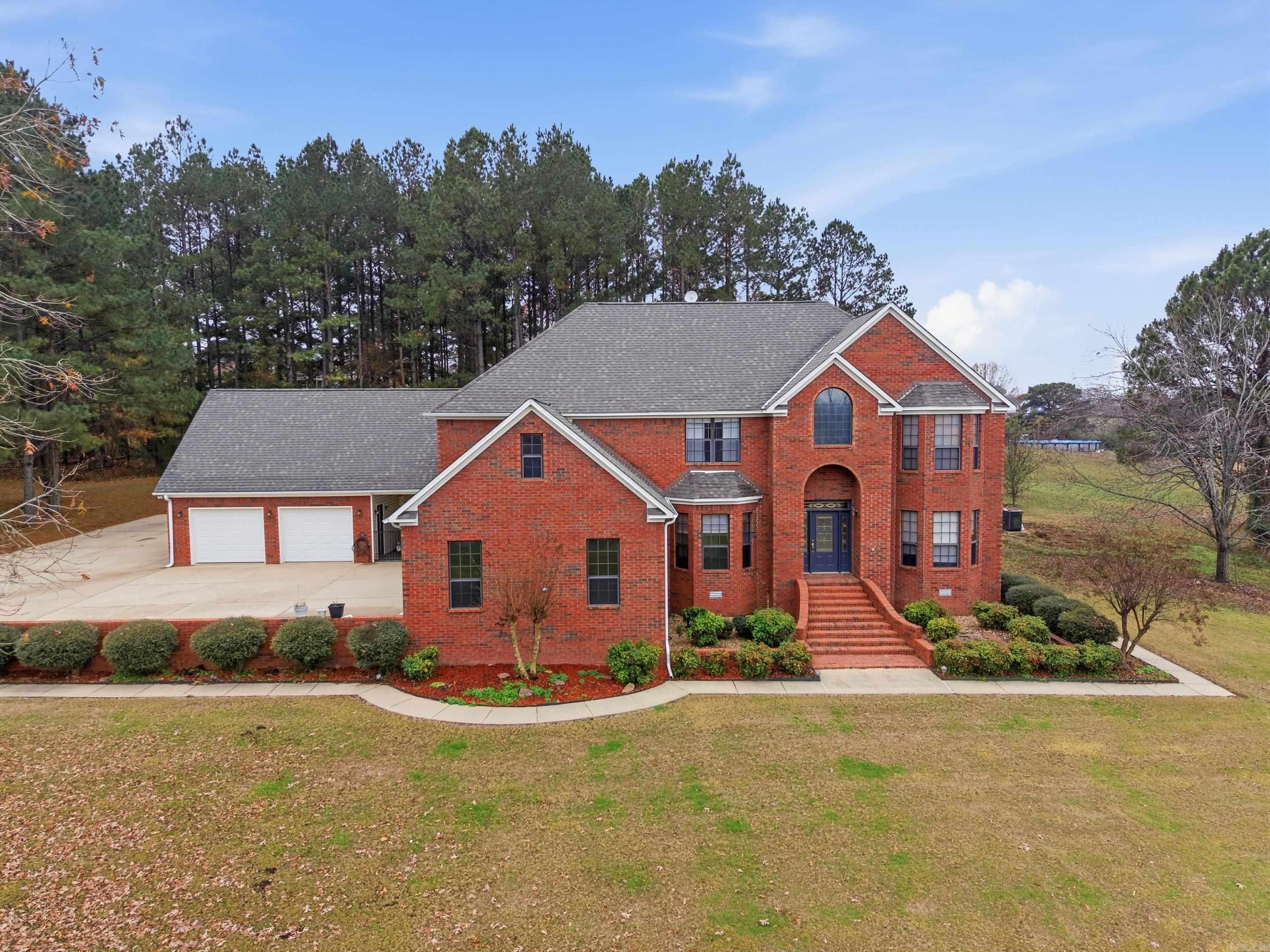 SUMMER HILL PLACE - Residential