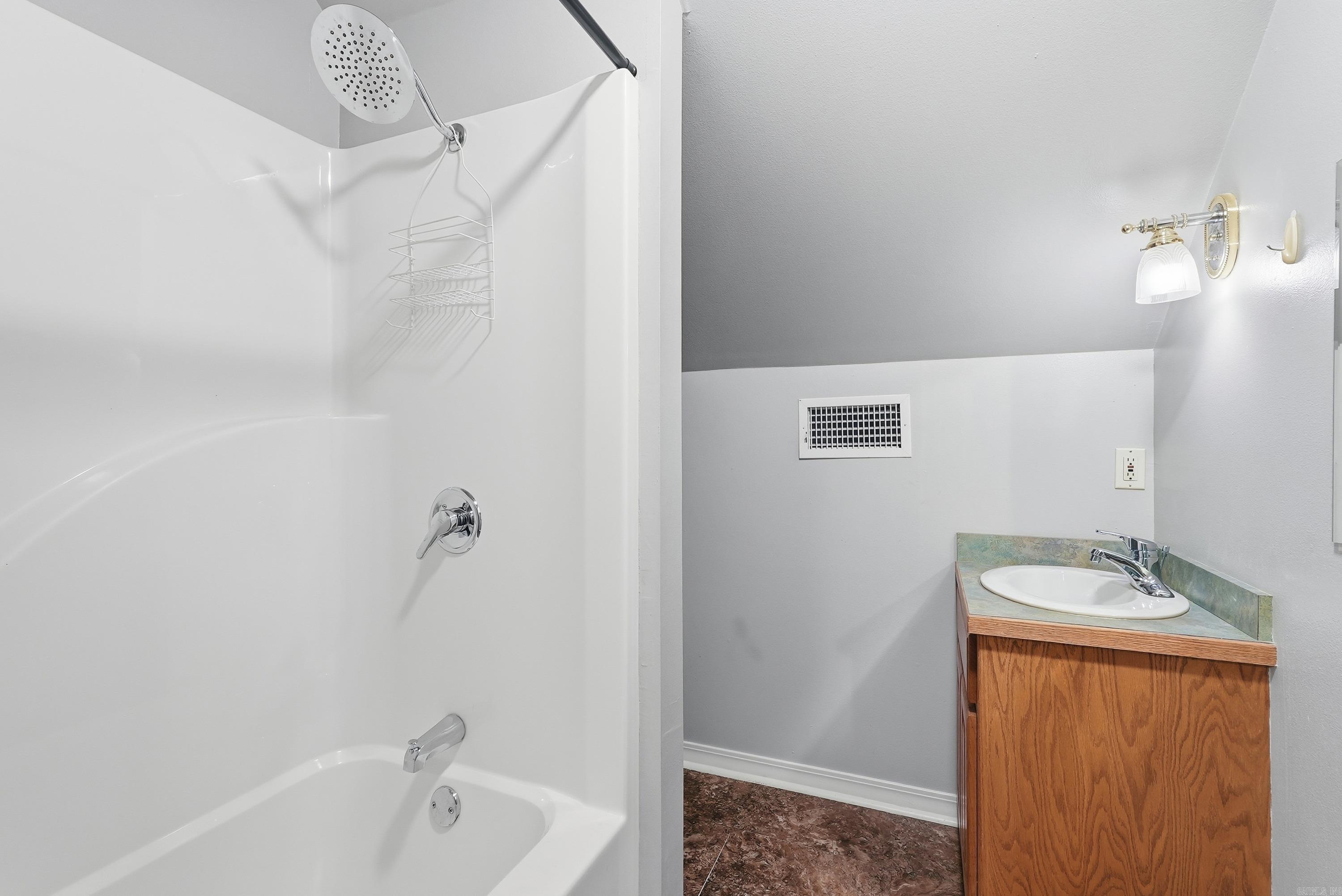 SUMMER HILL PLACE - Residential