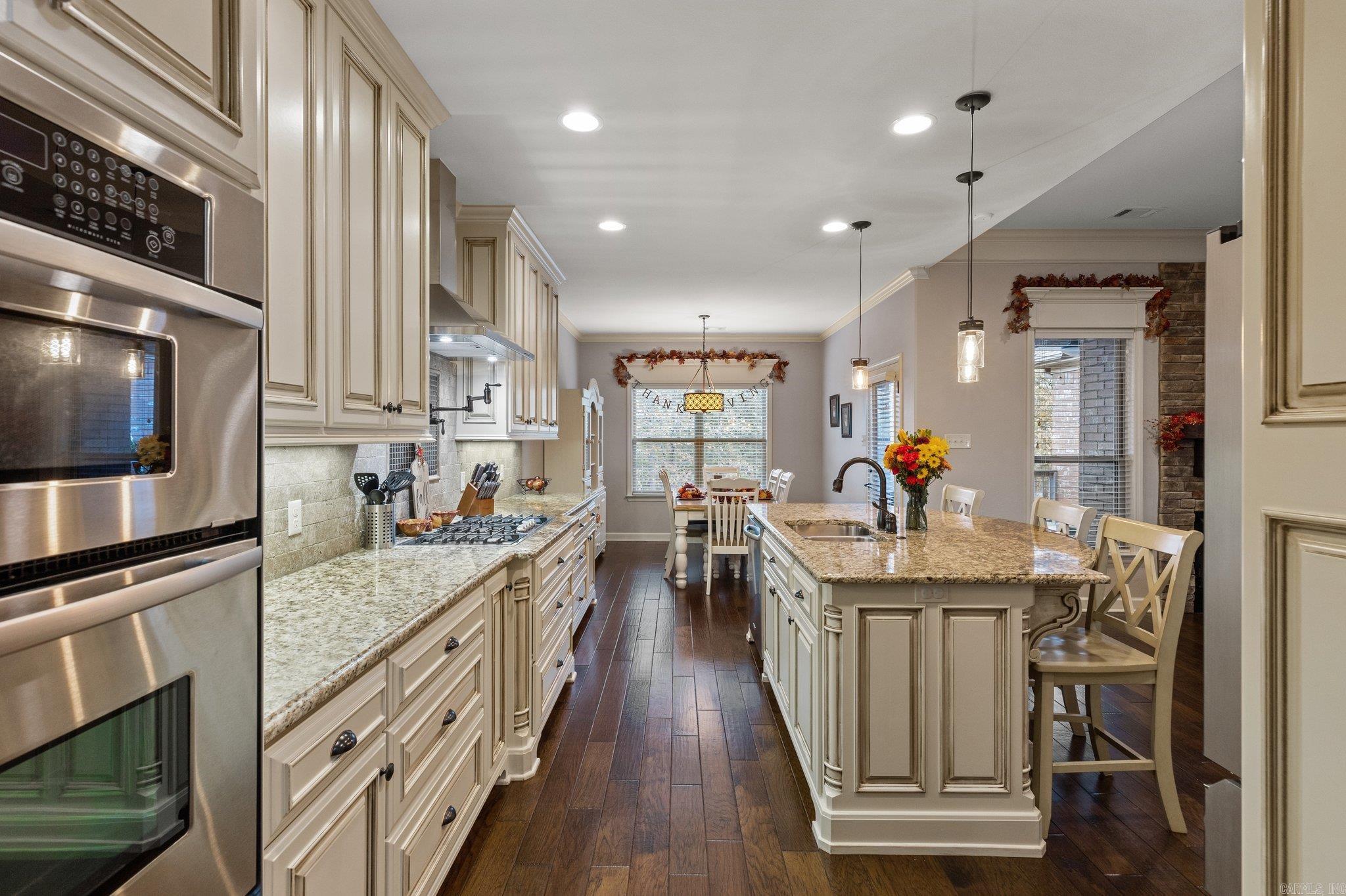 RIDGEVIEW - Residential