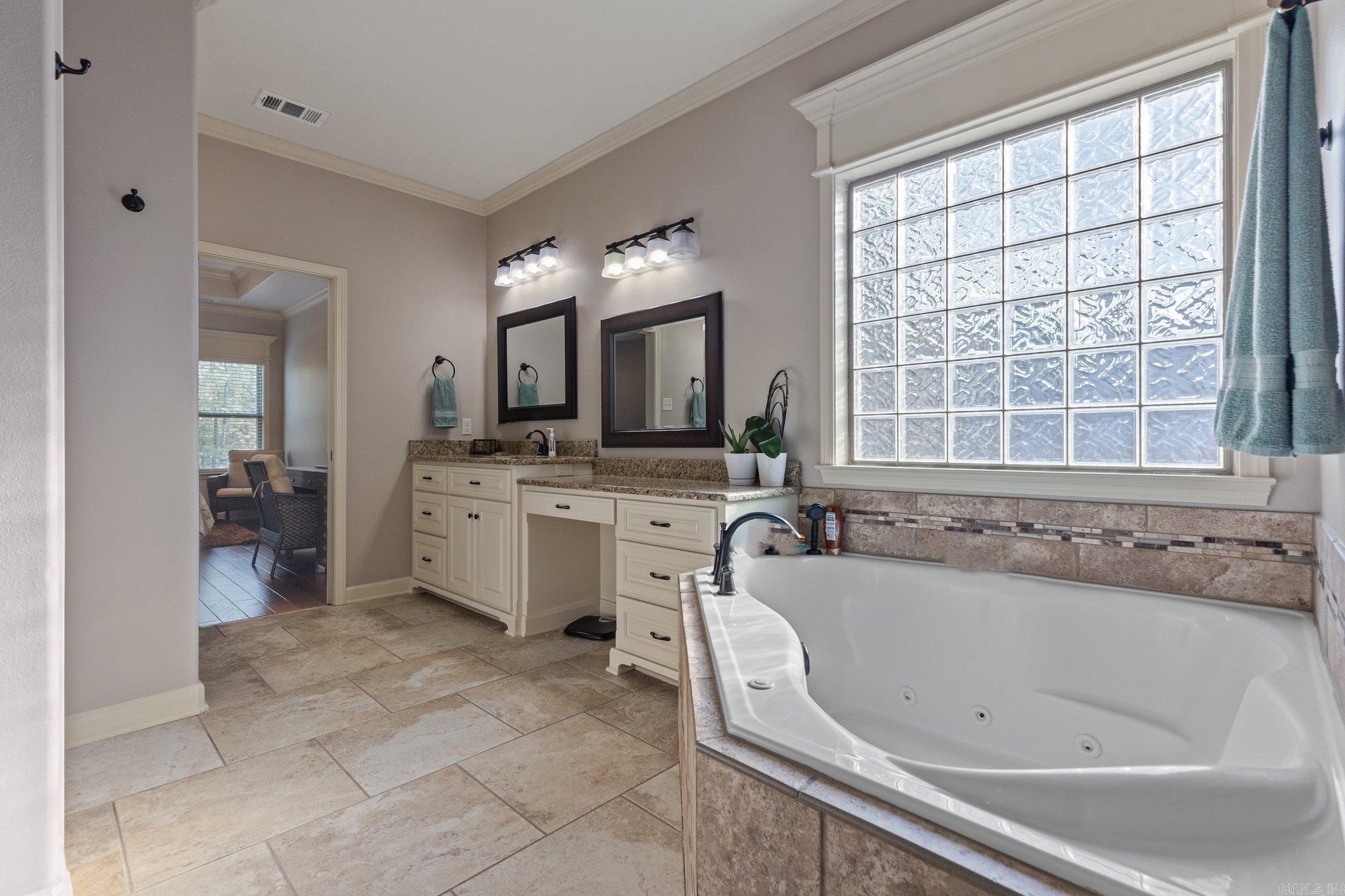 RIDGEVIEW - Residential