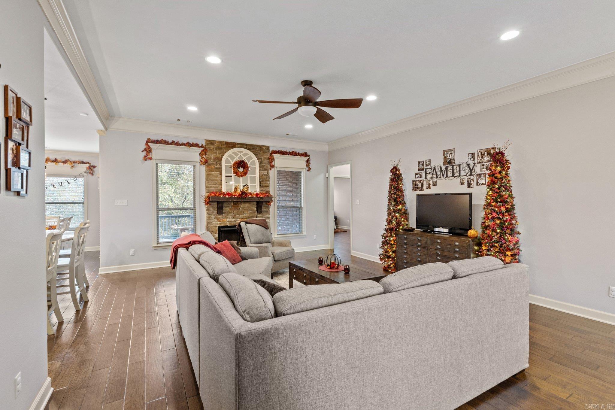 RIDGEVIEW - Residential