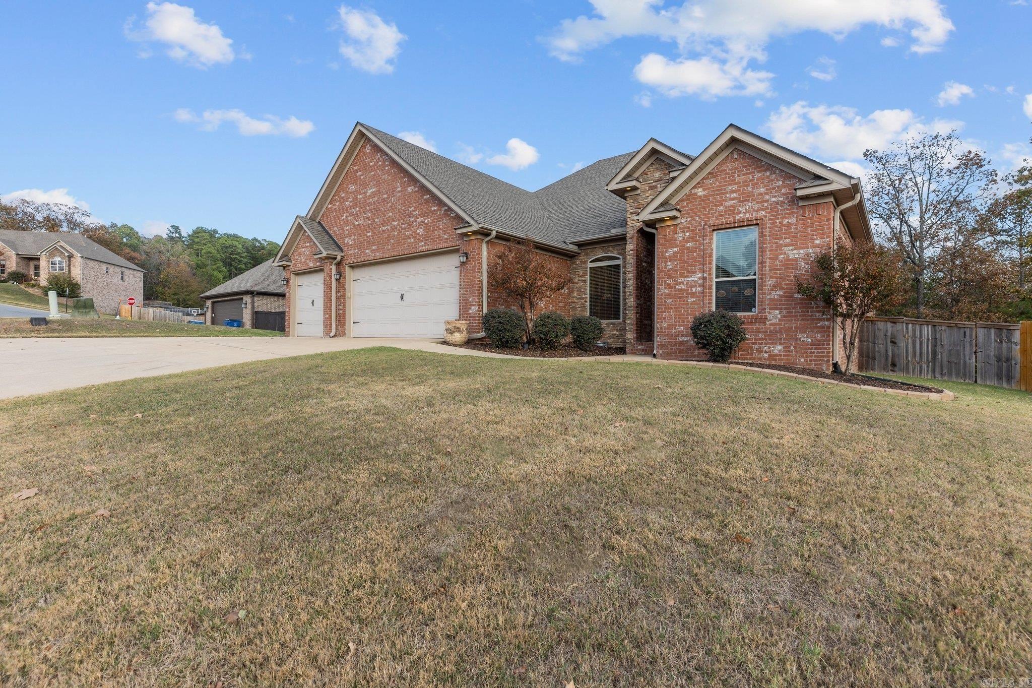 RIDGEVIEW - Residential