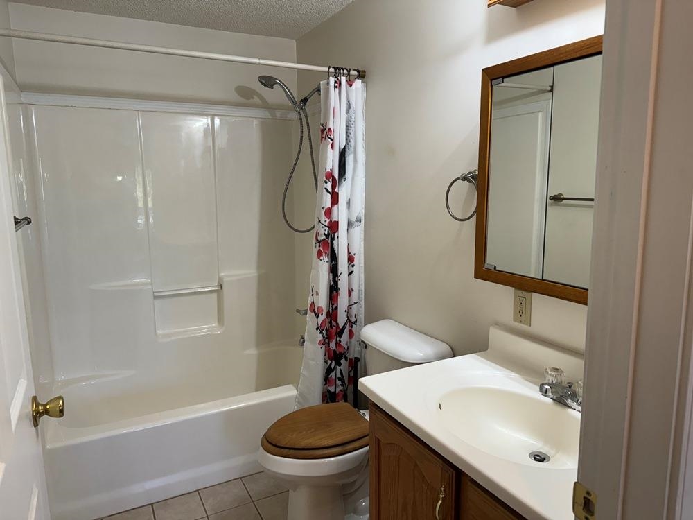 EAST LAKE - Residential