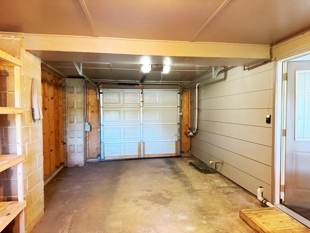 EAST LAKE - Residential