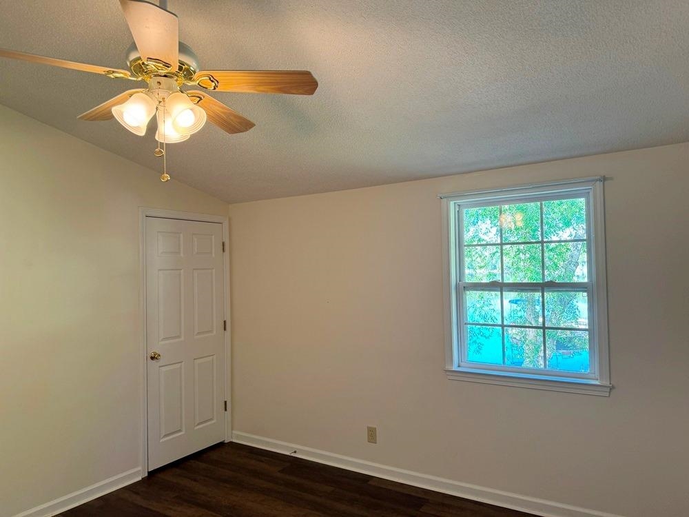 EAST LAKE - Residential